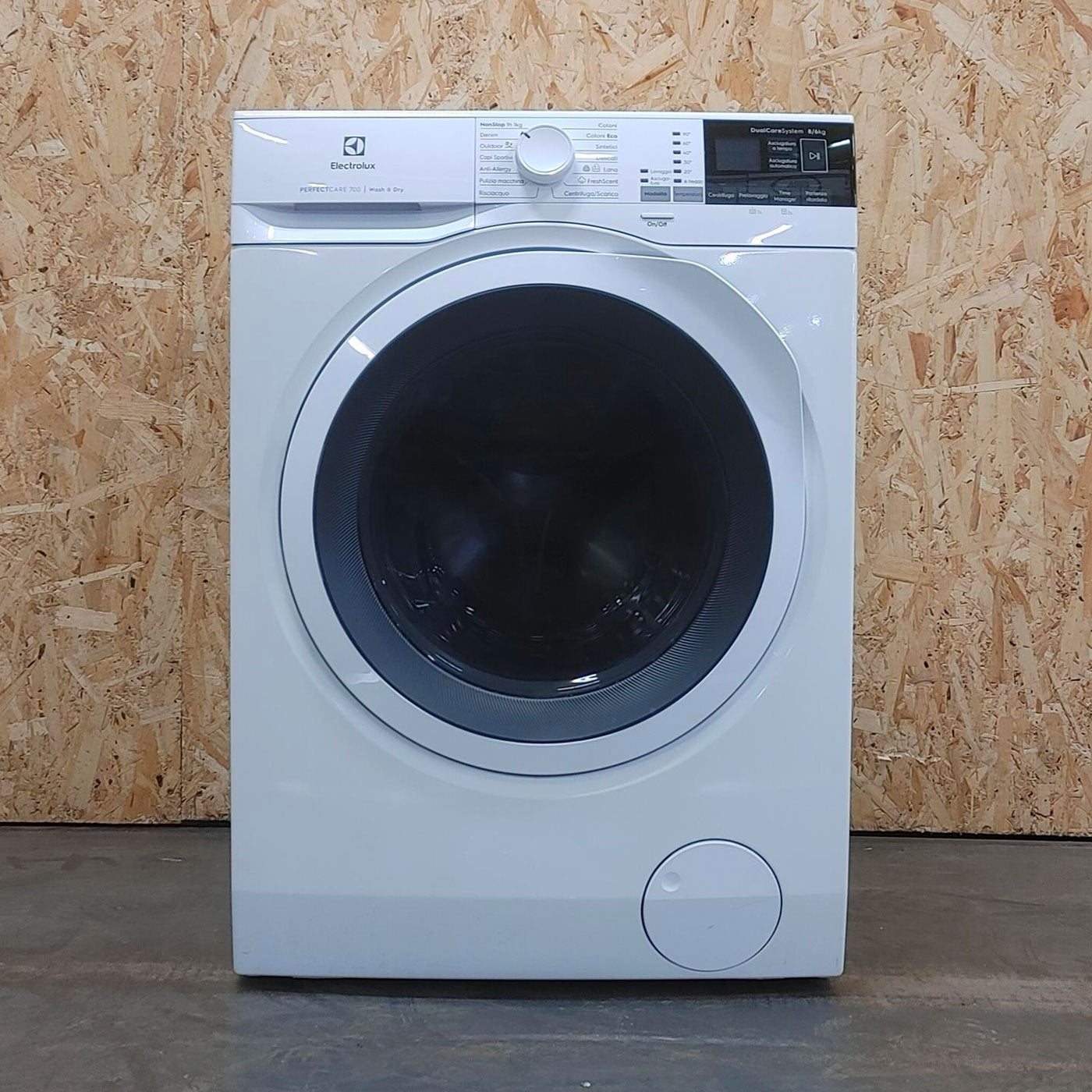 Electrolux EW7W486W Lavasciuga PerfectCare 700 Vapore PRO, 8 kg, Centrifuga 1600 Giri/Min