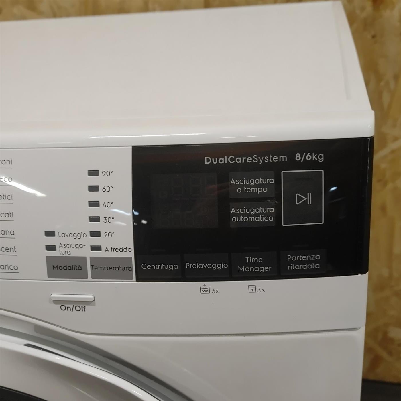 Electrolux EW7W486W Lavasciuga PerfectCare 700 Vapore PRO, 8 kg, Centrifuga 1600 Giri/Min