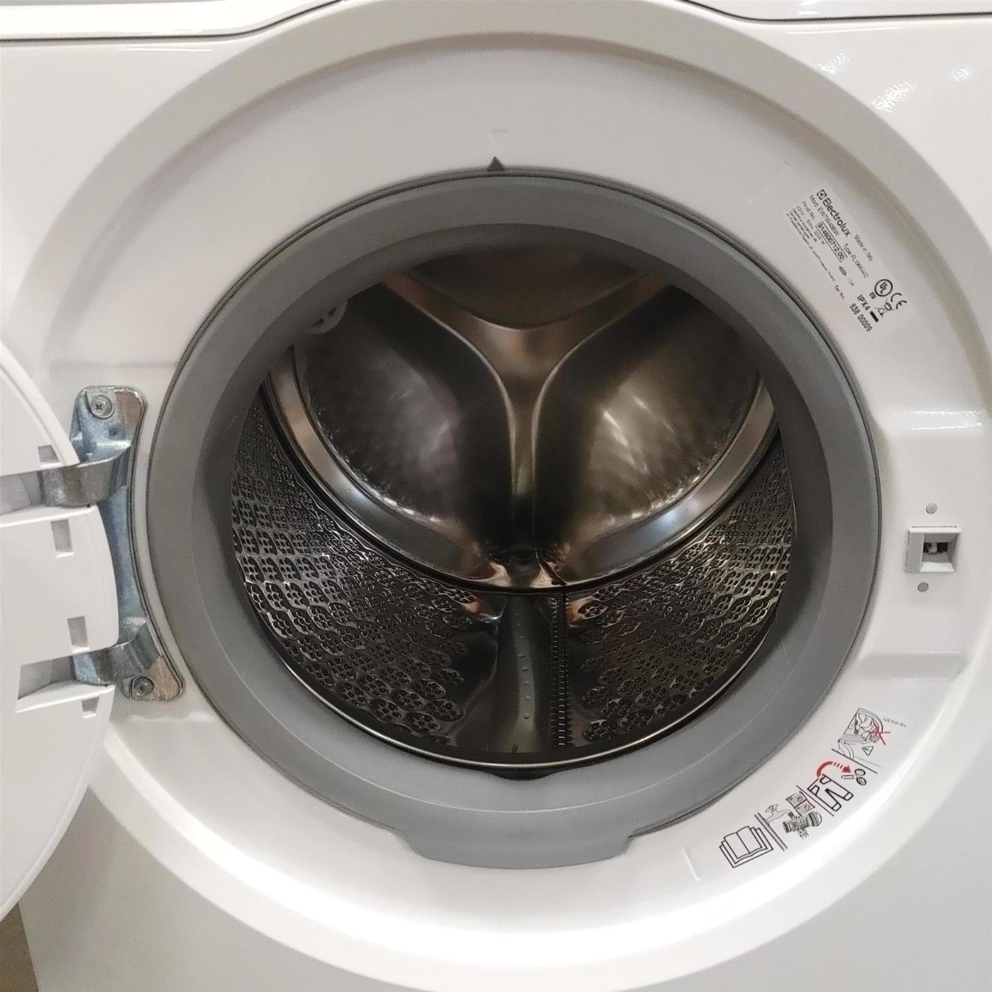 Electrolux EW7W486W Lavasciuga PerfectCare 700 Vapore PRO, 8 kg, Centrifuga 1600 Giri/Min