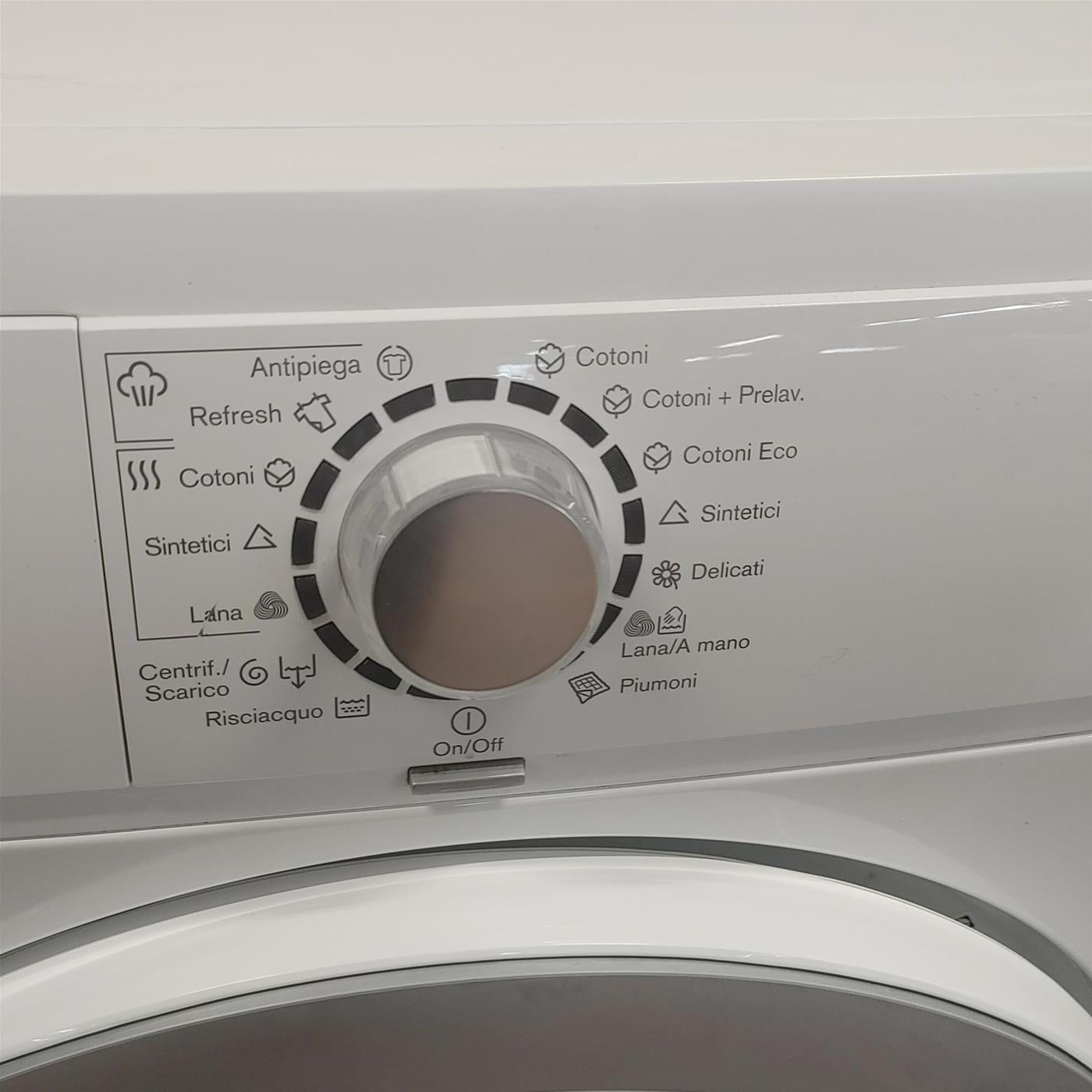 Electrolux RWW 1686 HDW lavasciuga Libera installazione Caricamento frontale Bianco