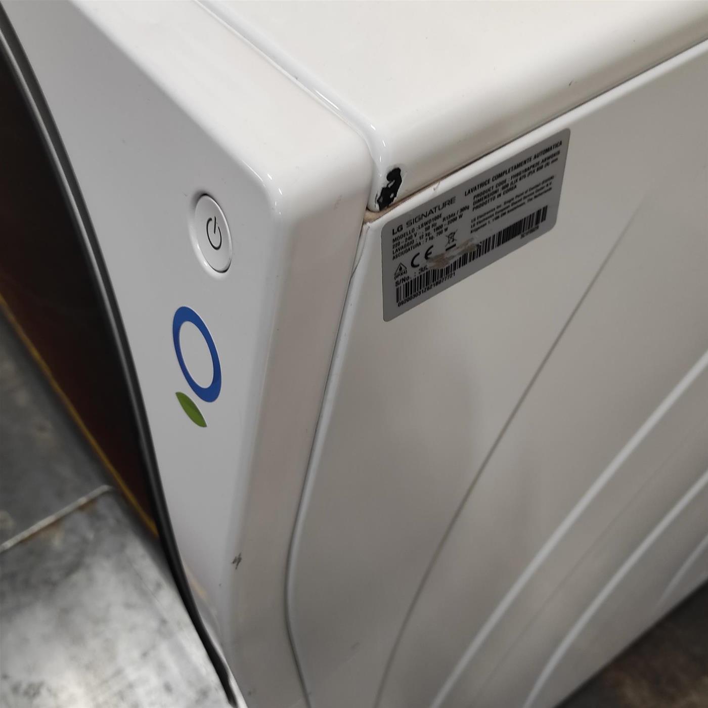Lavasciuga intelligente LG SIGNATURE LSWD100E AI DD, Classe A 12/7 Kg