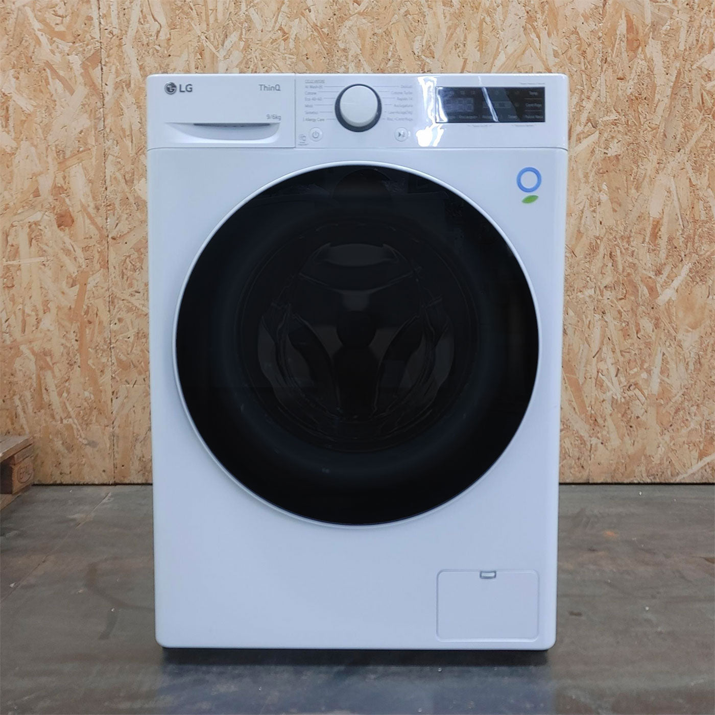 LG D4R3009NSWW Lavasciuga 9/6kg AI DD, Classe D, 1400 giri, Vapore, Eco Hybrid