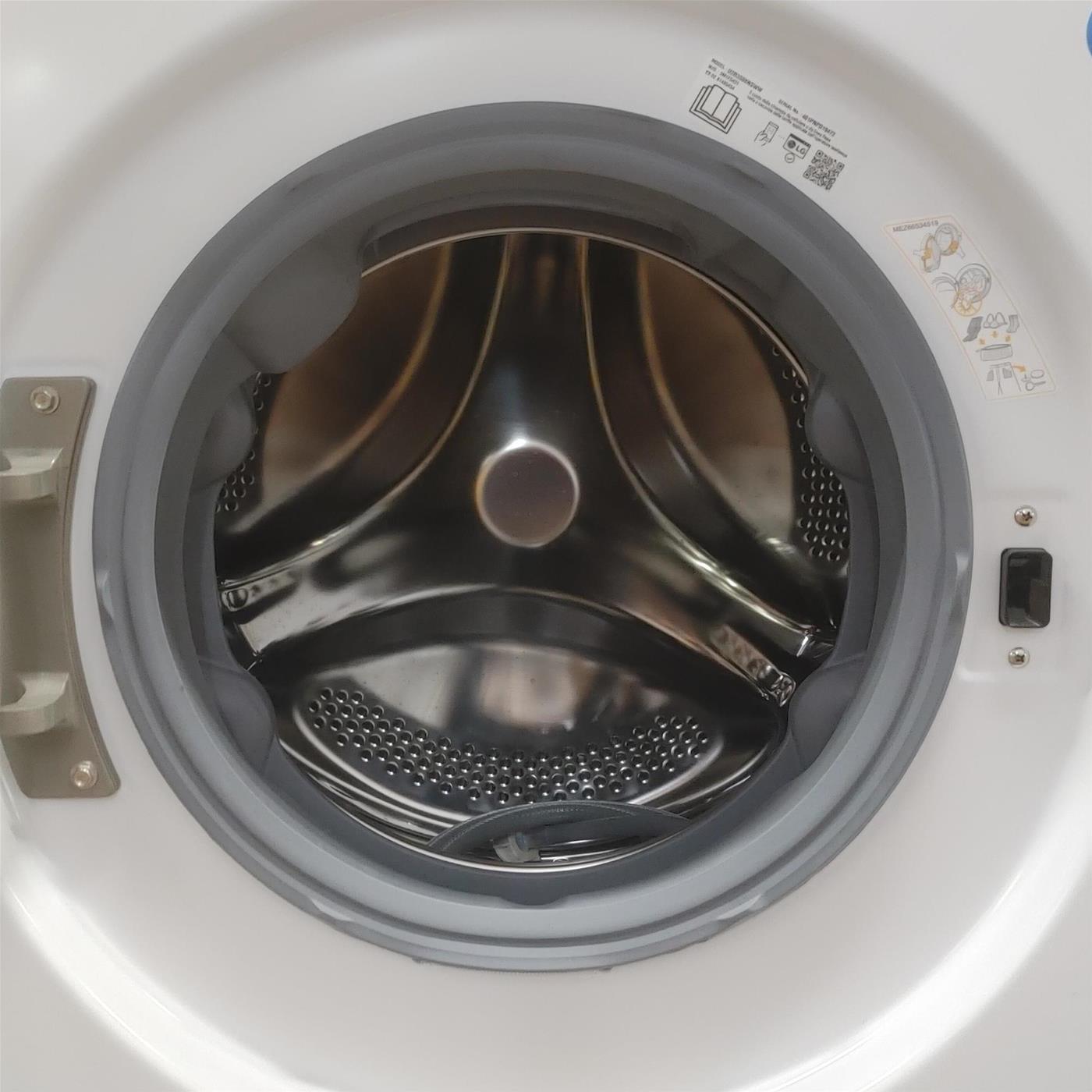Lavasciuga slim LG D2R3S08NSWW 8/5kg AI DD