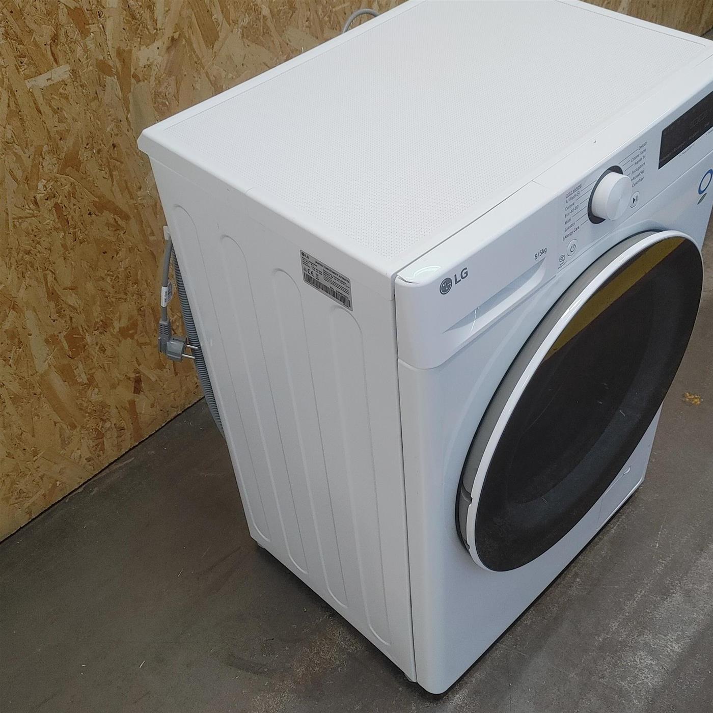 Lavasciuga slim LG D2R5S09TSWW 9/5Kg AI DD