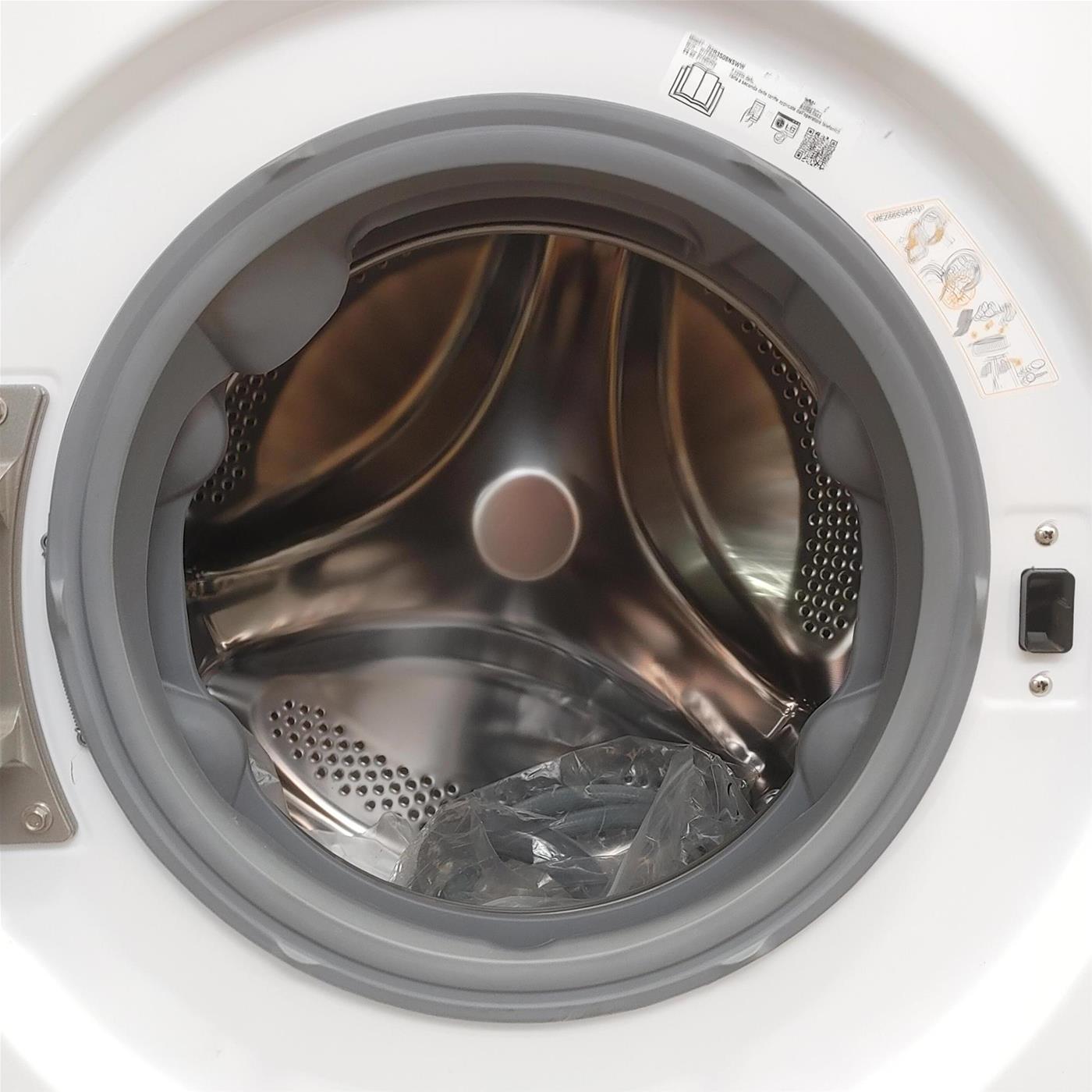 Lavasciuga slim LG D2R3S08NSWW 8/5 Kg AI DD