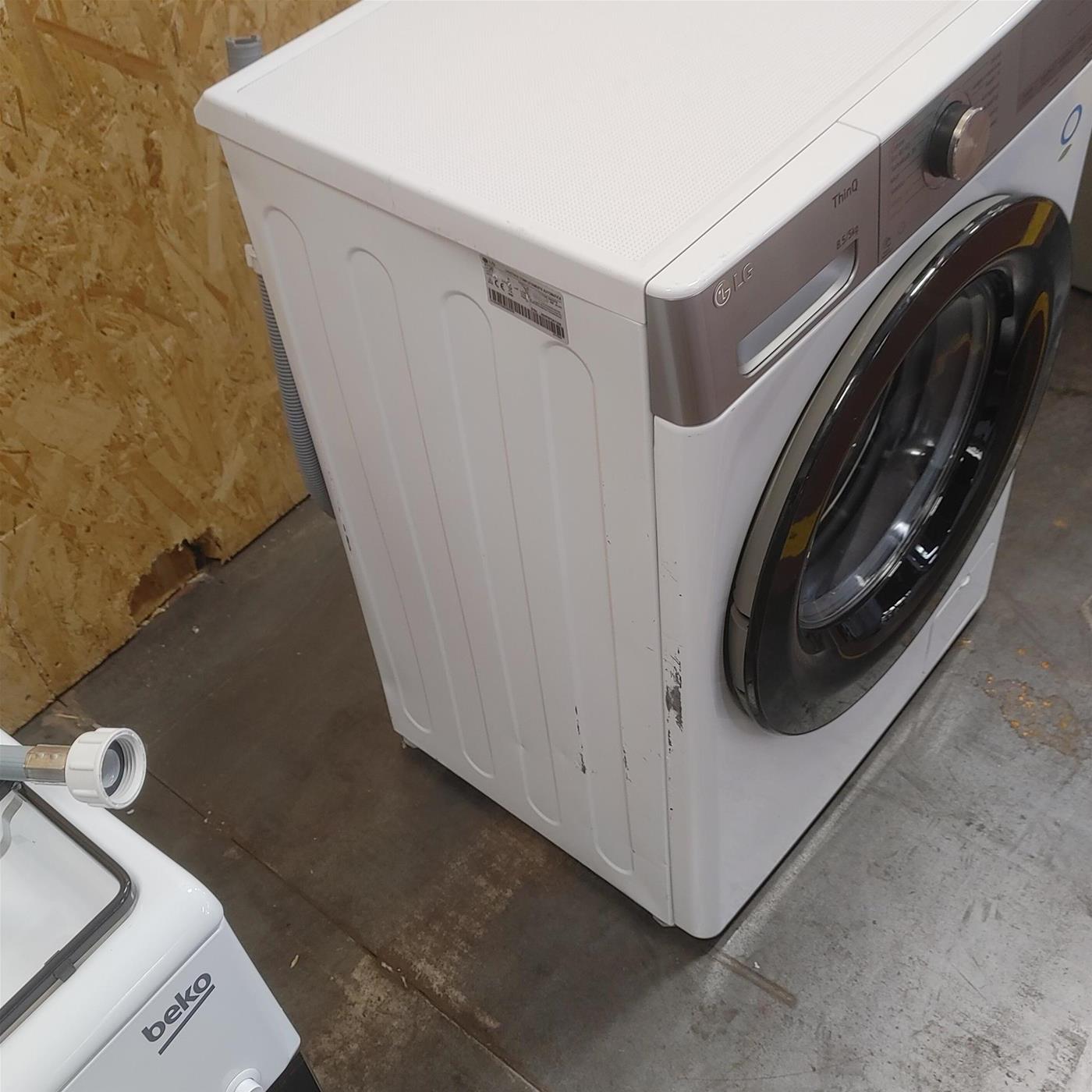 Lavasciuga intelligente LG F2DV9S8H2E Slim AIDD Vapore TurboWash 360 8.5/5Kg
