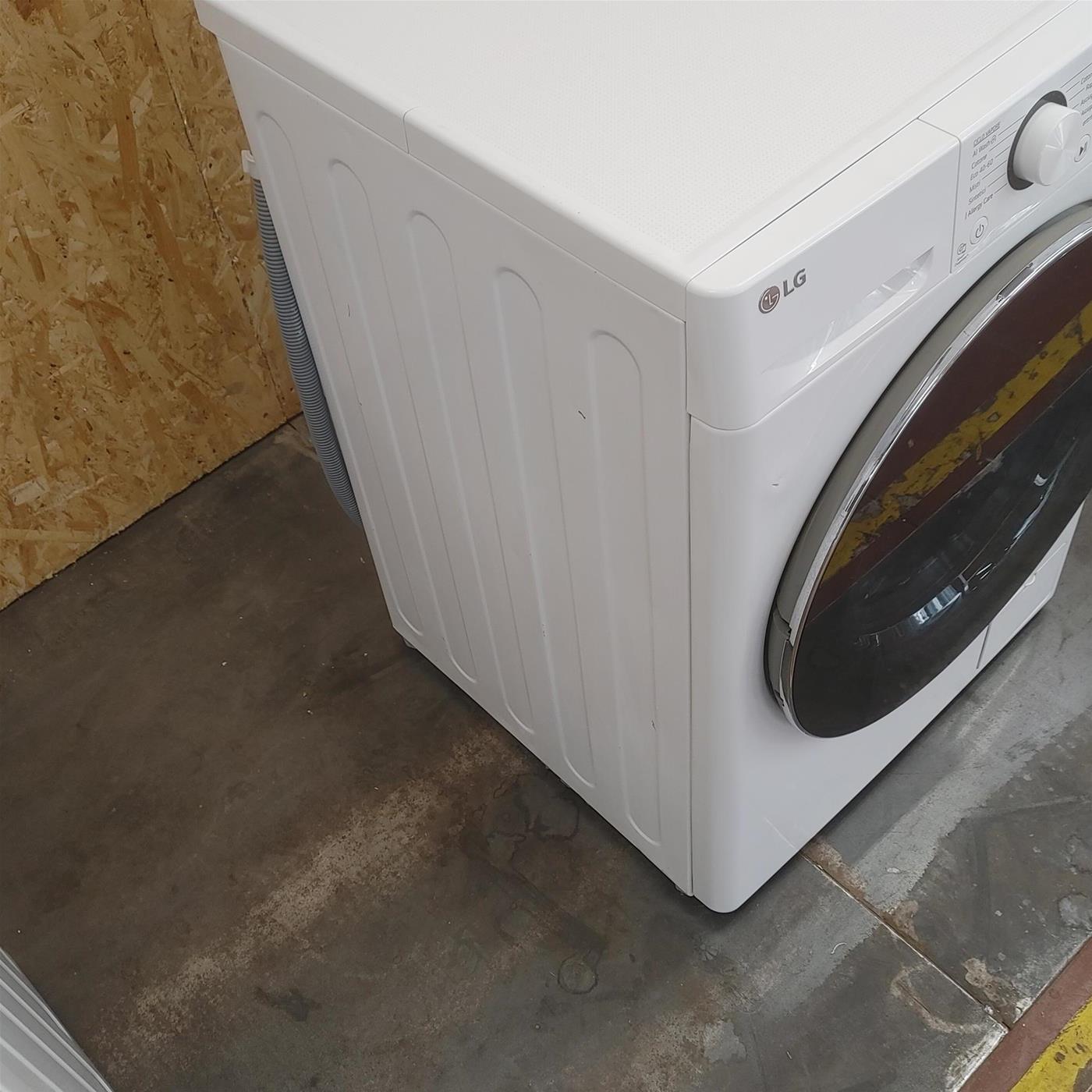 Lavasciuga intelligente LG D4R5010TSWS Serie R5  10/6 Kg