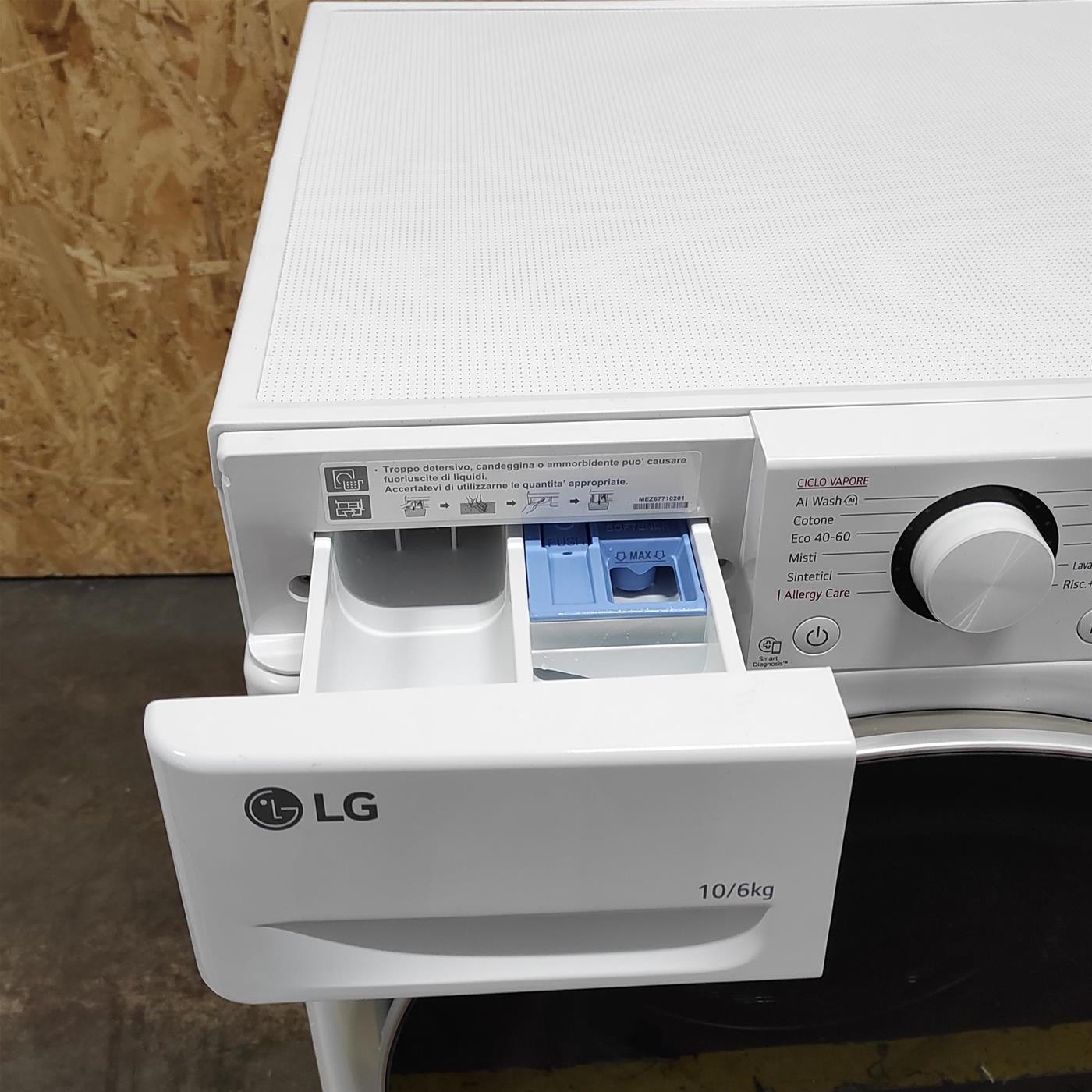 Lavasciuga intelligente LG D4R5010TSWS Serie R5  10/6 Kg