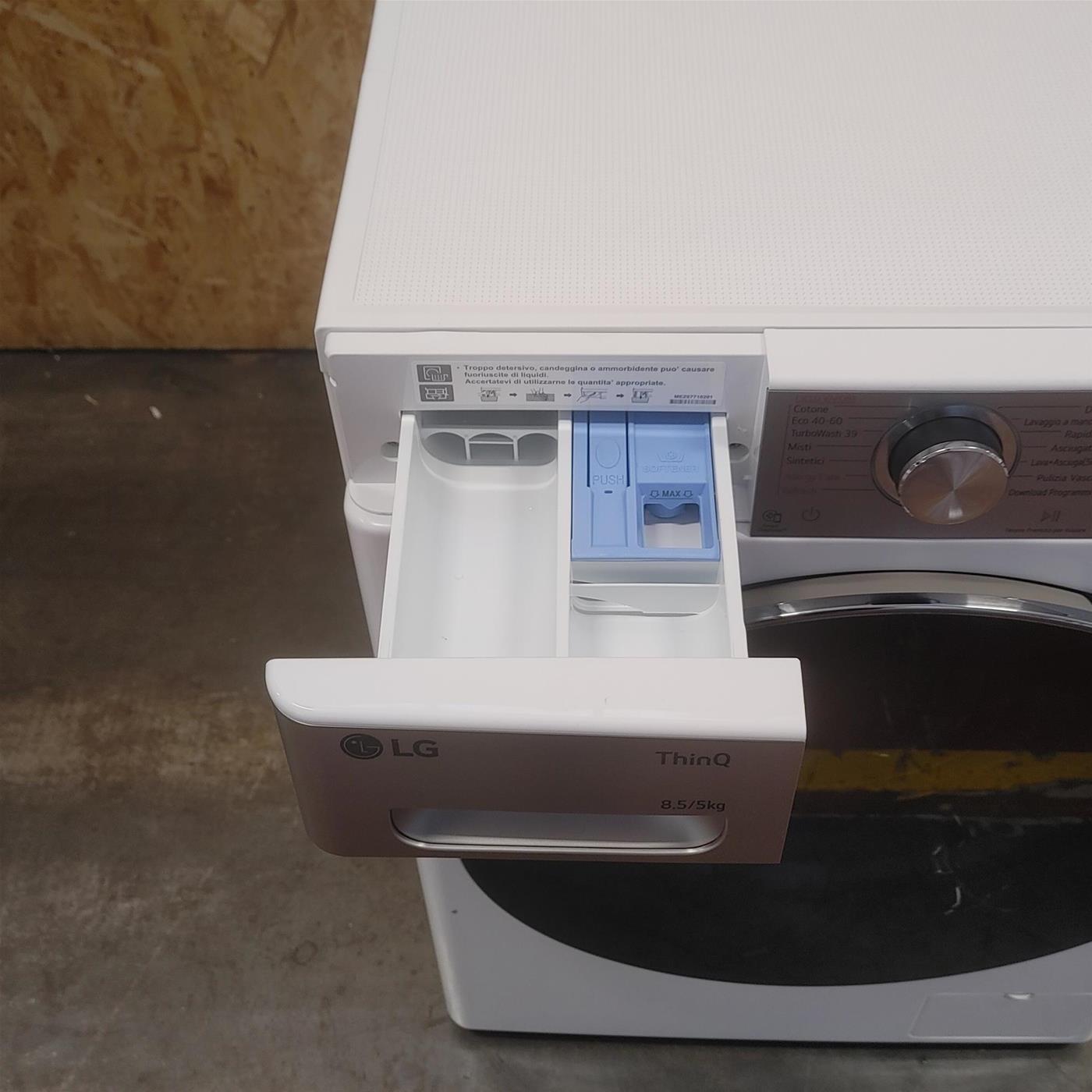 Lavasciuga intelligente LG F2DV9S8H2E Slim Vapore TurboWash 360 8.5/5 Kg