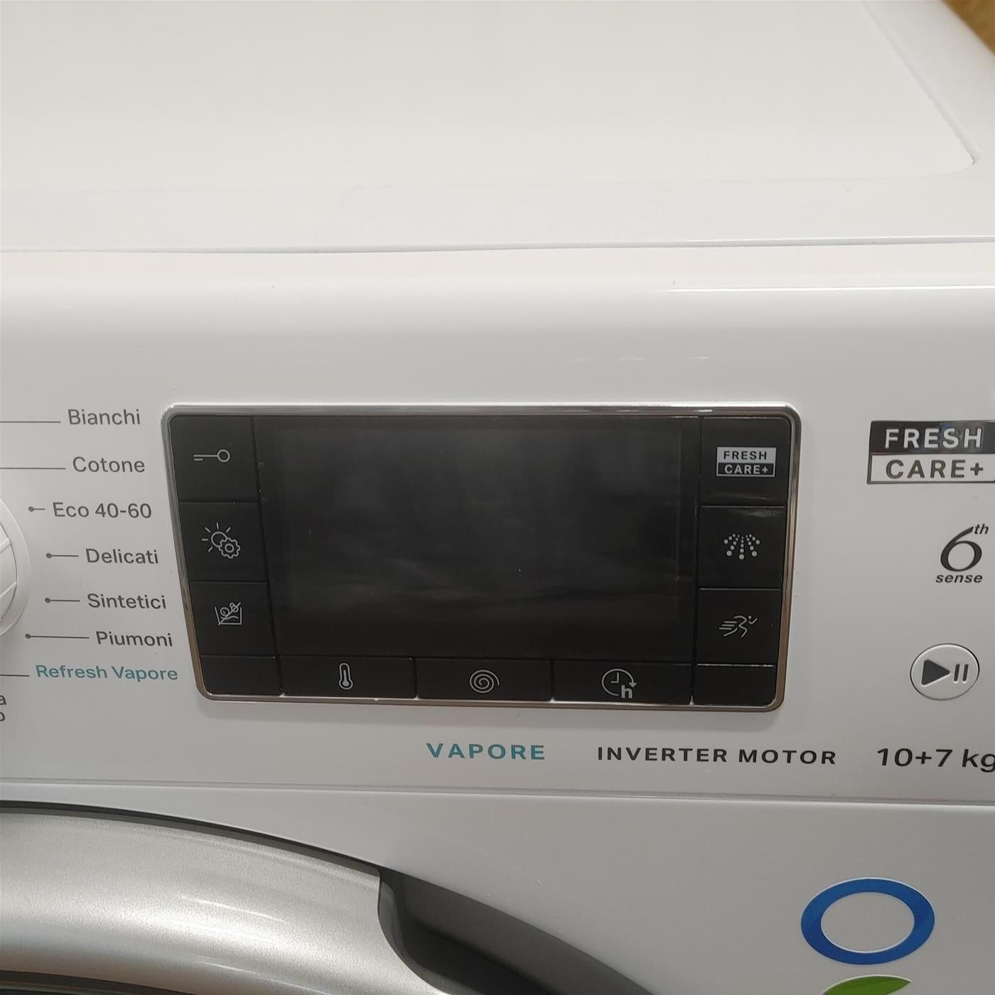 Lavasciuga Whirlpool FreshCare FFWDD 107625 WBS IT 10/7 Kg