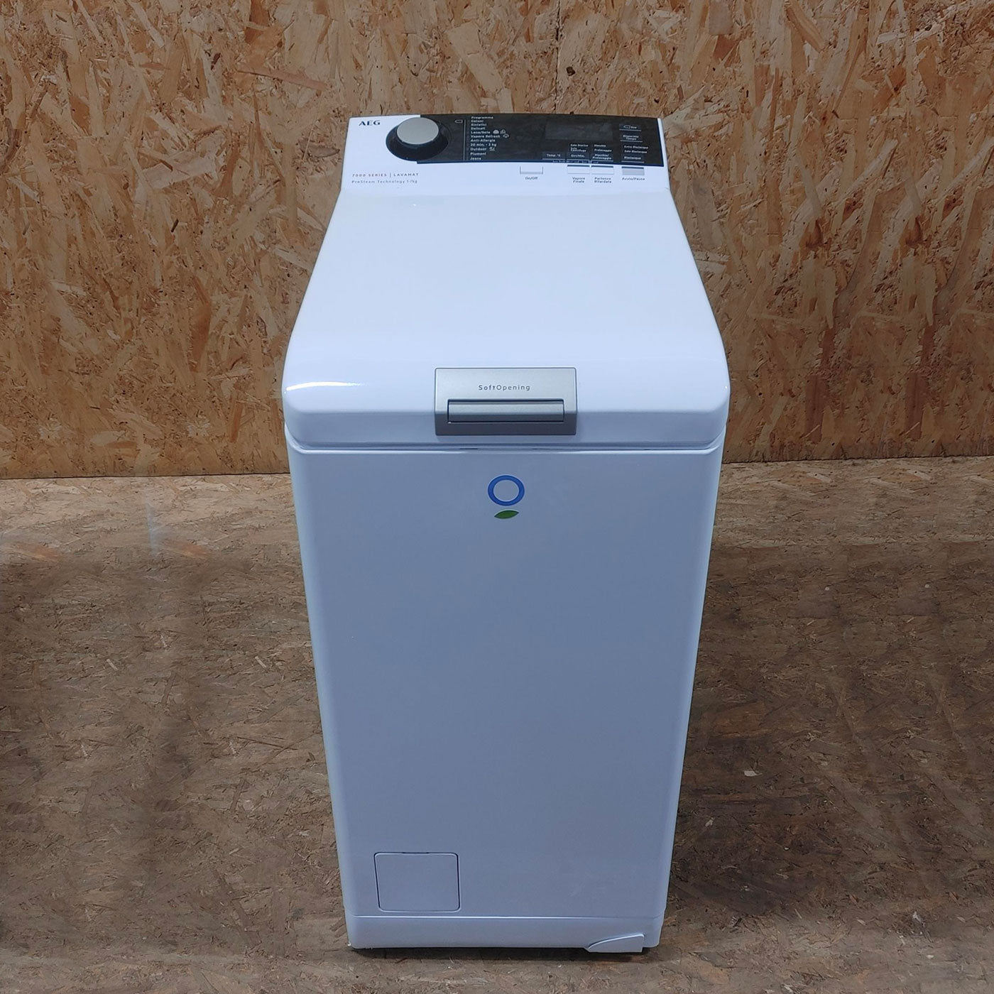 Lavatrice AEG L7TBE722 Carica dall'alto 7 kg 1200 Giri/min Bianco