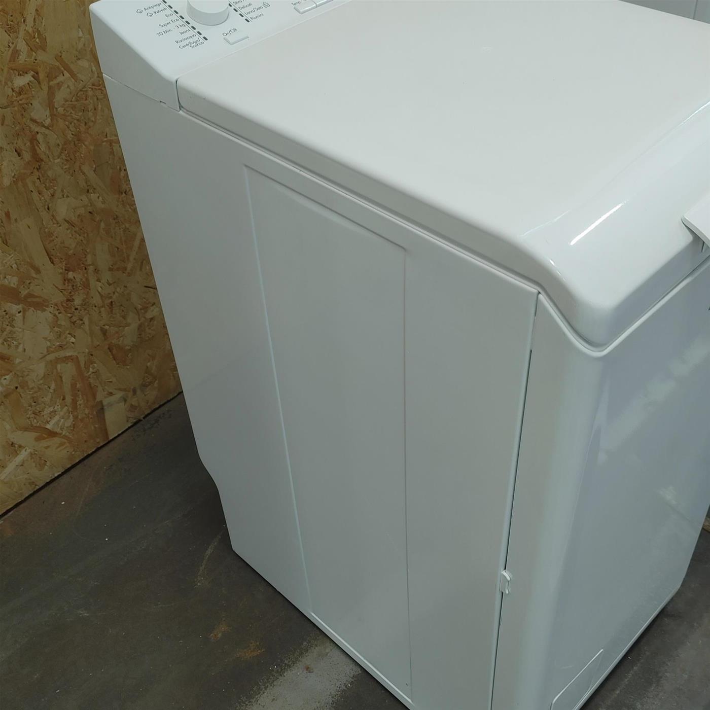 Lavatrice AEG L76460TL Carica dall'alto 6 kg 1400 giri Bianco
