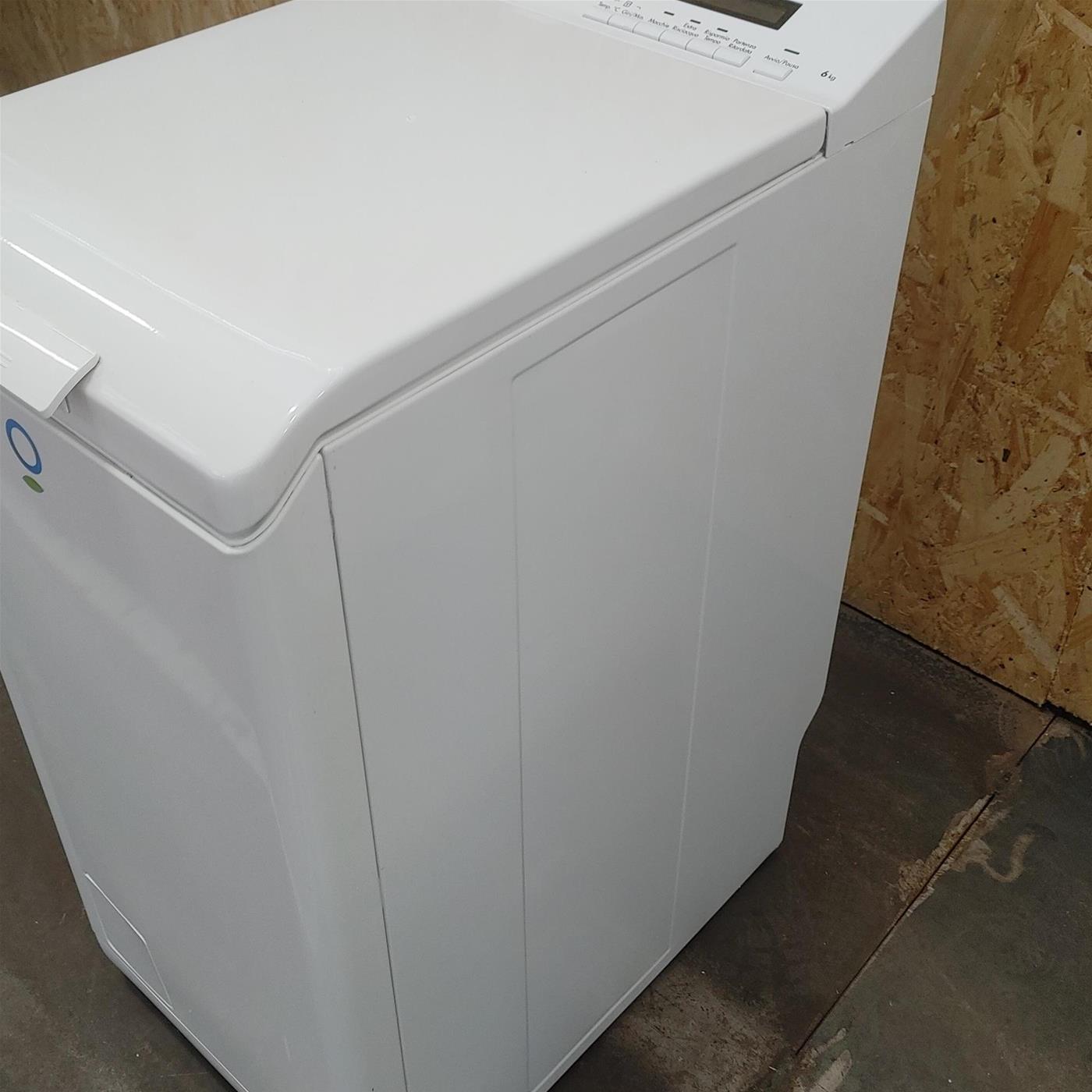 Lavatrice AEG L76460TL Carica dall'alto 6 kg 1400 giri Bianco