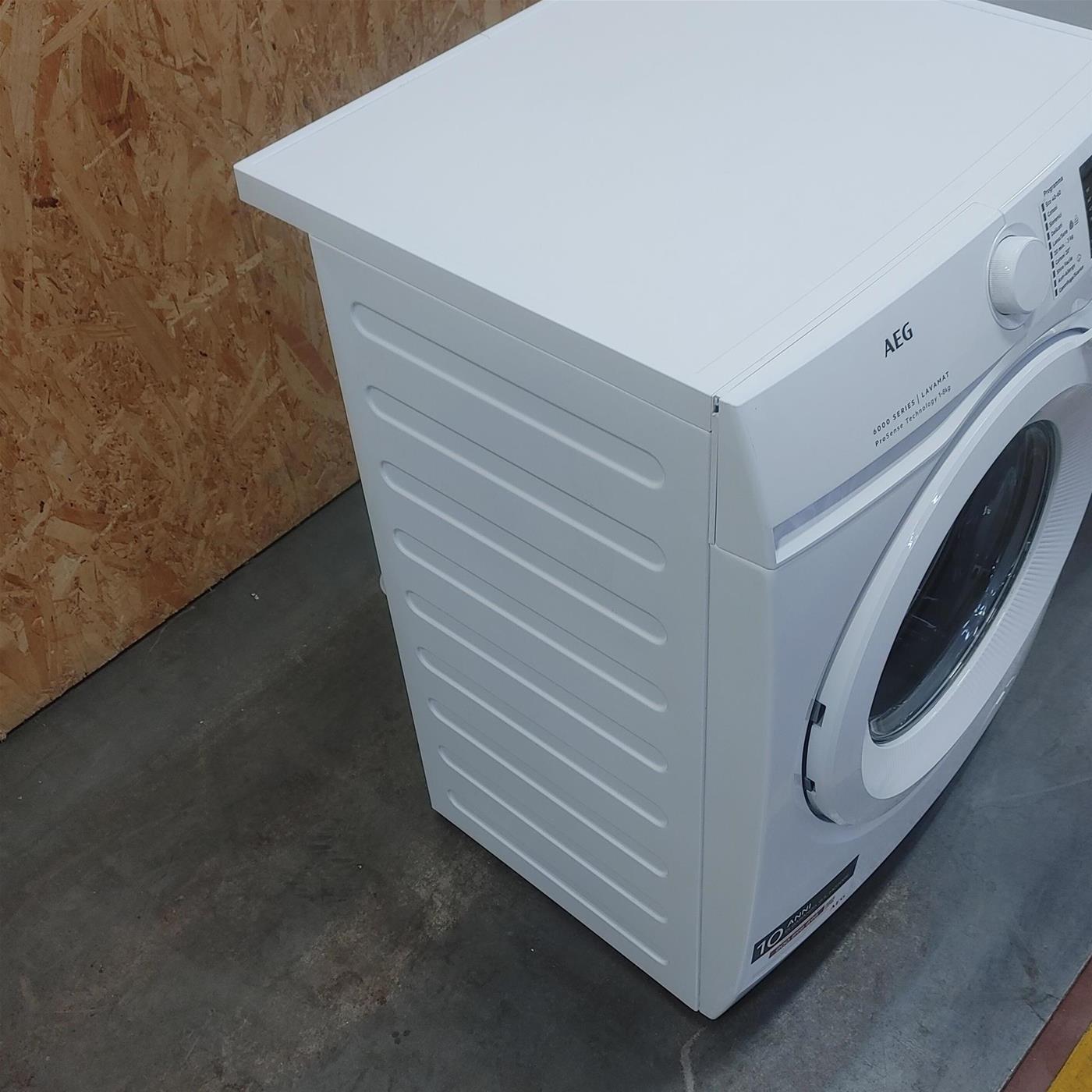 Lavatrice AEG L6FBI48W Classe A 8 Kg