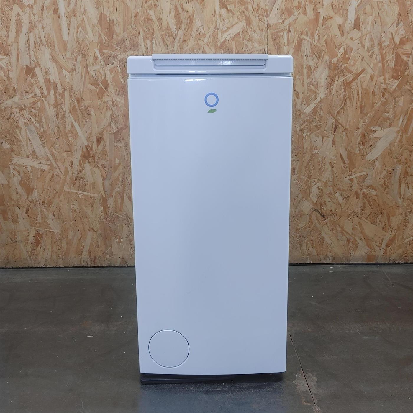 Lavatrice Hotpoint Ariston WMTG 722B IT/N  Caricamento dall'alto