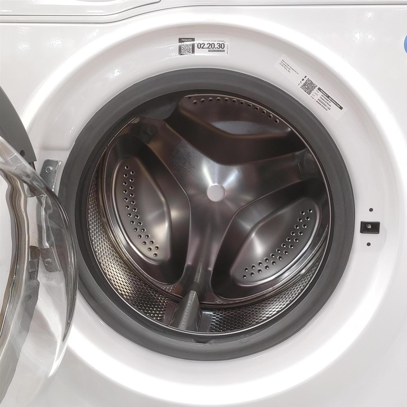 Lavatrice Hotpoint Ariston NF746WK IT Classe A 7 Kg
