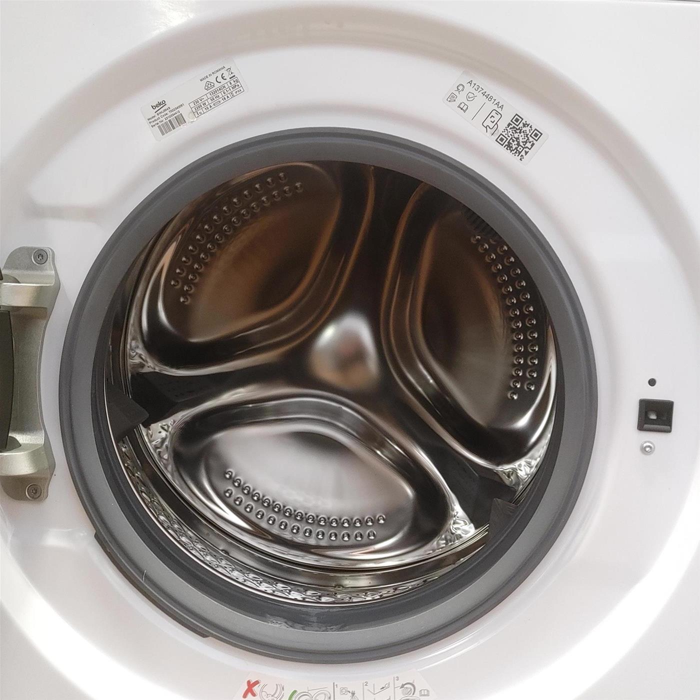 Lavatrice Beko b300 BWU384S:  Beyond Classe A SteamCure™ 8 Kg