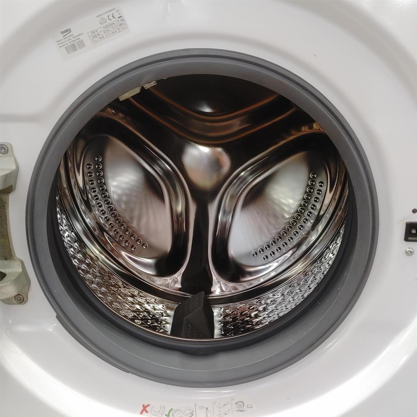 Lavatrice Beko Beyond BWU384B: Classe A 8 Kg