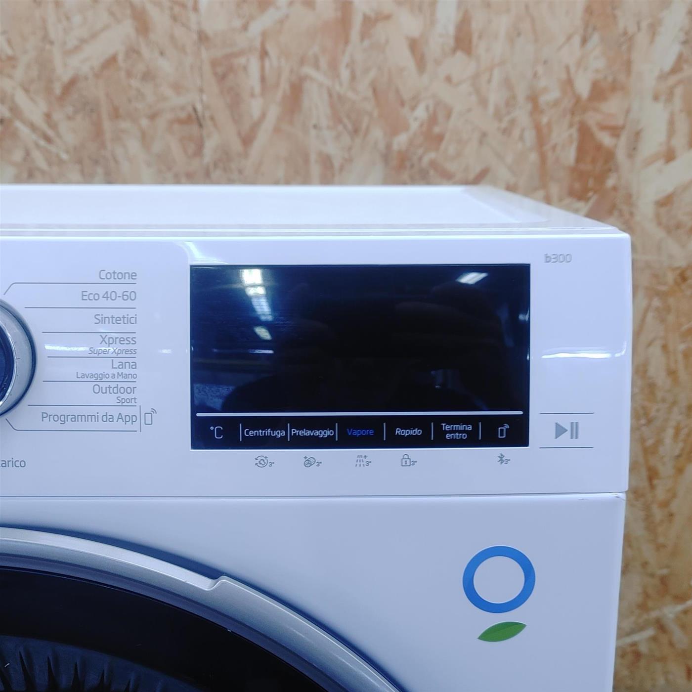 Lavatrice Beko Beyond BWU384B: Classe A 8 Kg