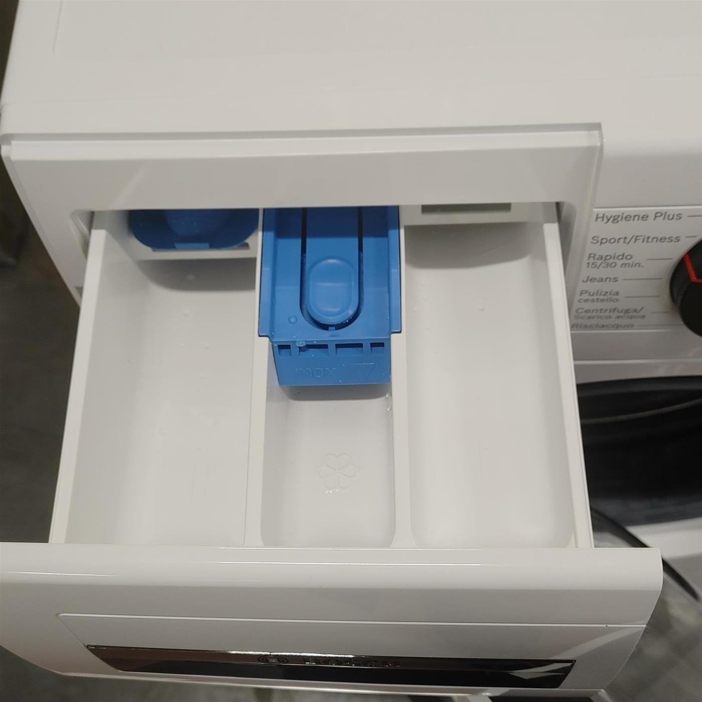 Lavatrice Bosch WGG14405IT Carica frontale 9 kg 1400 Giri/min Bianco
