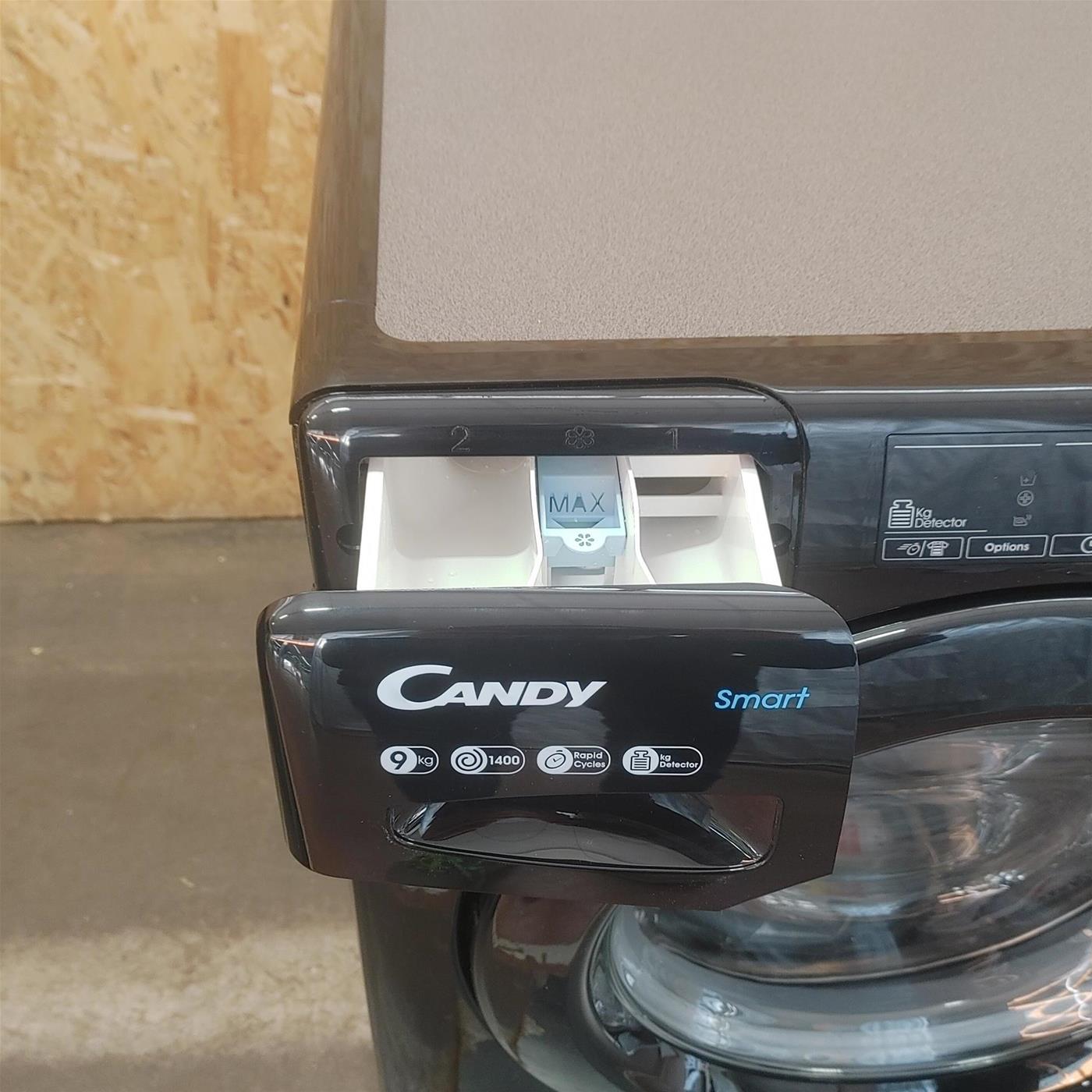Candy Smart CS1492DW4/1-80 lavatrice Caricamento frontale 9 kg 1400 Giri/min Bianco