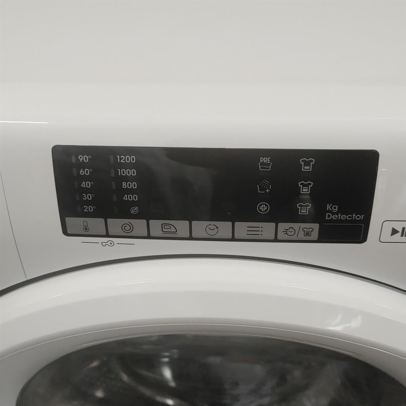 Lavatrice slim Candy Smart Pro Inverter CO4 274TWM6/1-S Classe A 7 Kg