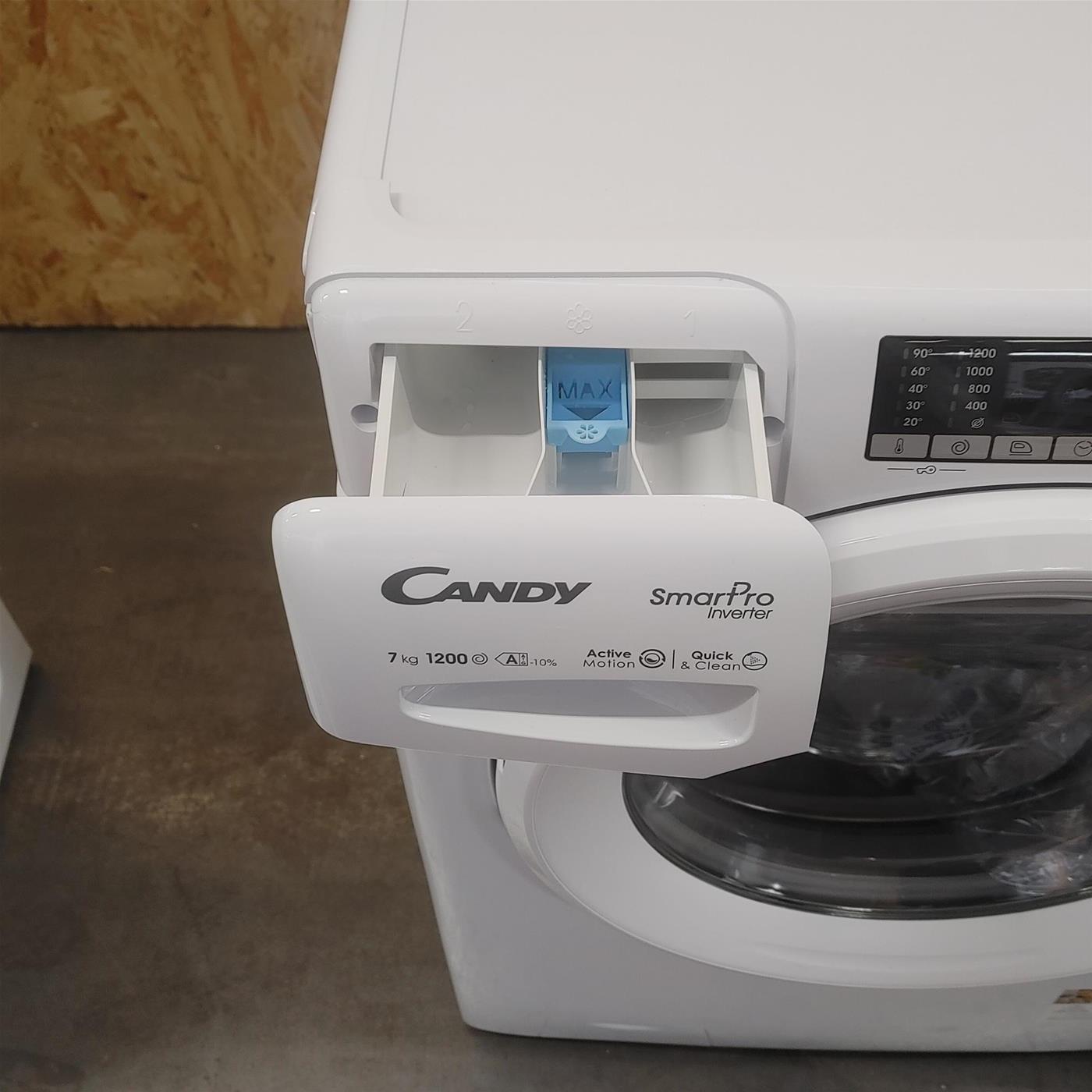 Lavatrice slim Candy Smart Pro Inverter CO4 274TWM6/1-S Classe A 7 Kg
