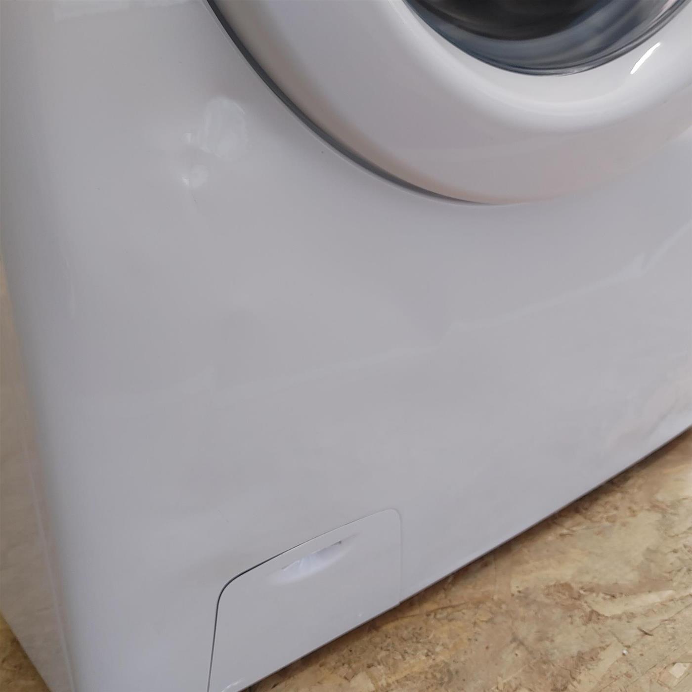 Candy Smart CS4 1061DE/1-S lavatrice Caricamento frontale 6 kg 1000 Giri/min D Bianco