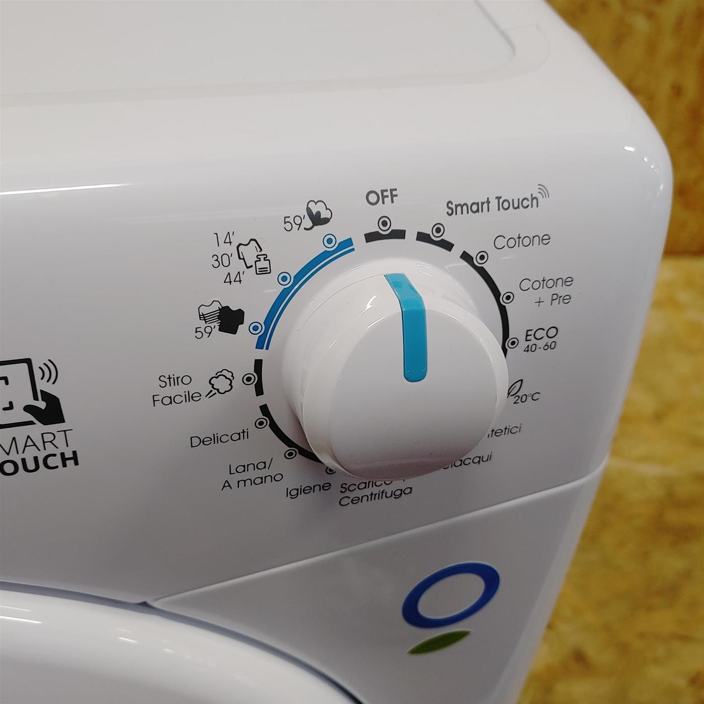 Candy Smart CSS4137TE/1-11 washing machine Front-load 7 kg 1300 RPM White