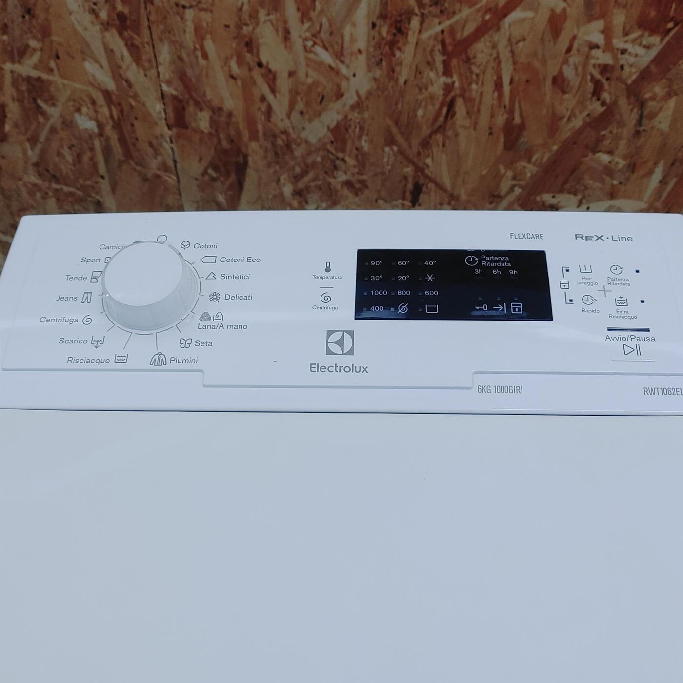 Electrolux RWT1062ELW lavatrice Caricamento dall'alto 6 kg 1000 Giri/min Bianco