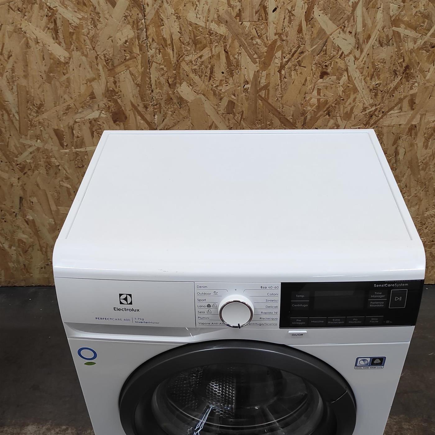 Lavatrice Electrolux SensiCare serie 600 EW6S472B 7 Kg