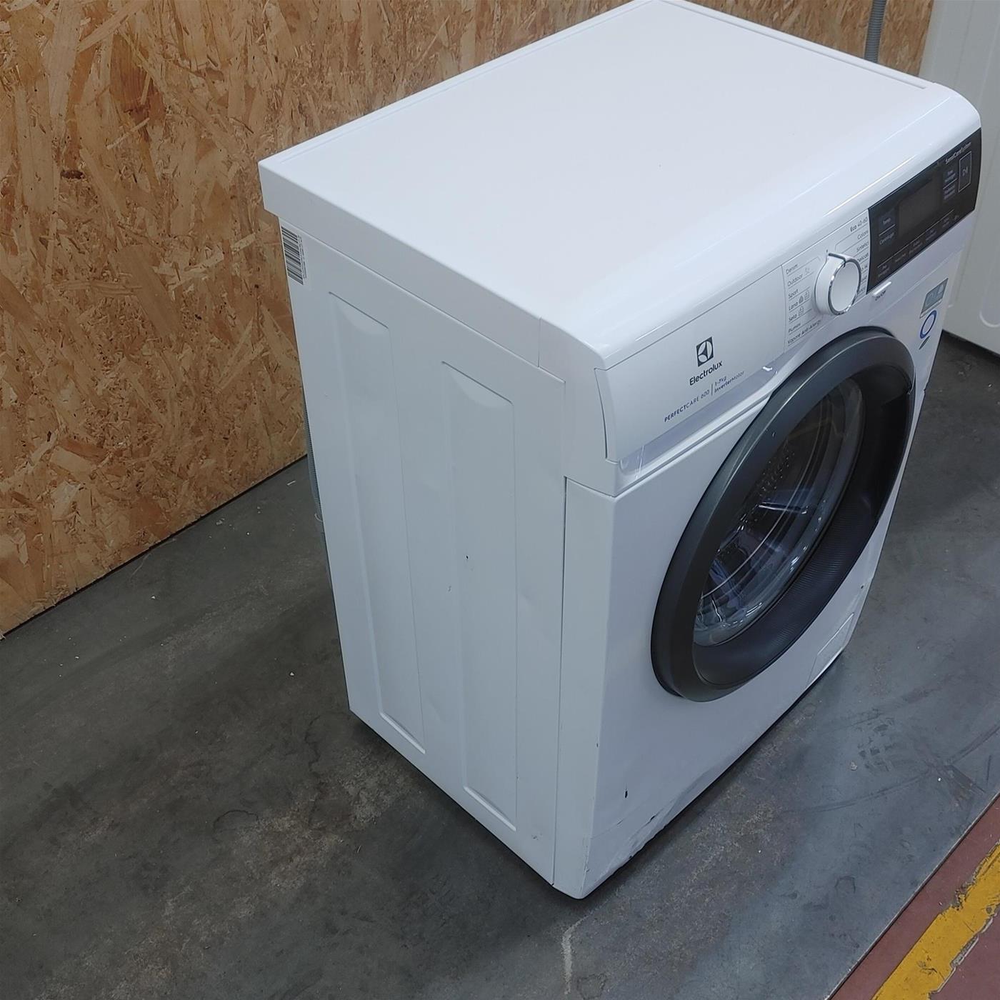 Lavatrice Electrolux SensiCare serie 600 EW6S472B 7 Kg