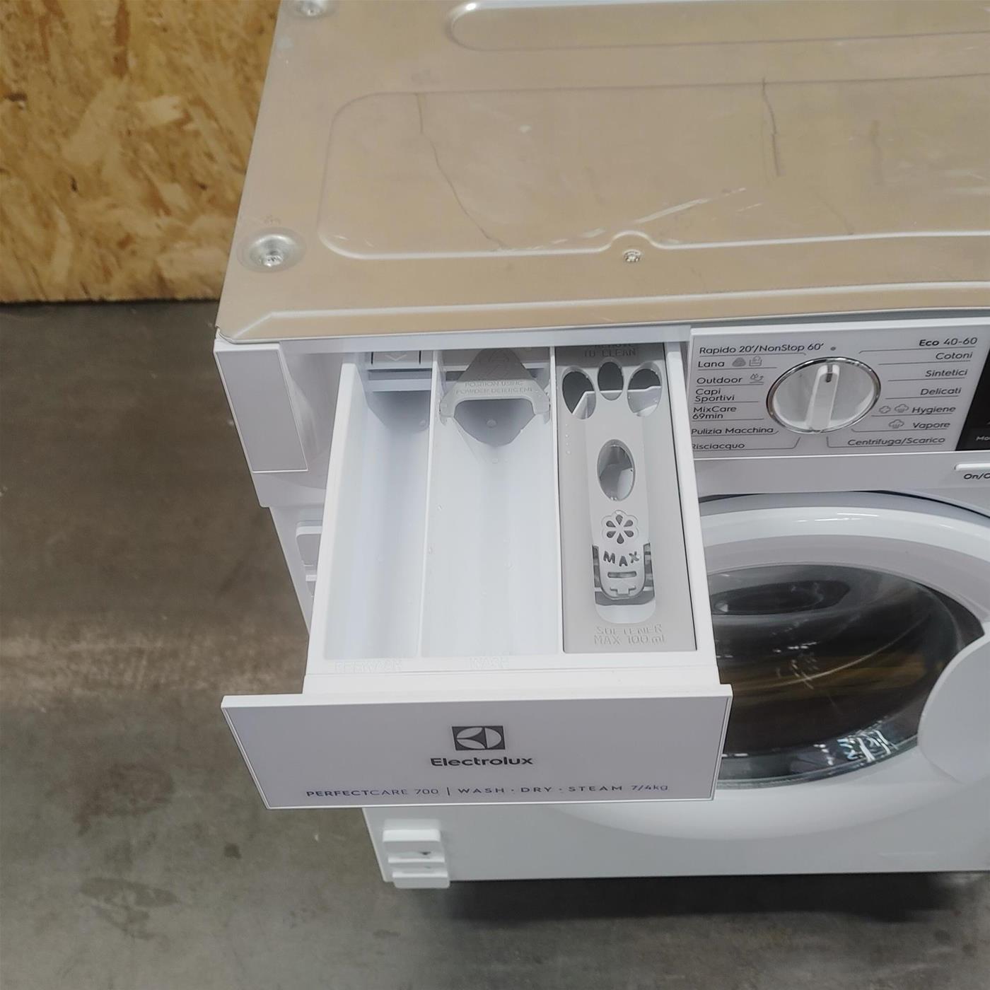 Lavasciuga DualCare Electrolux Serie 700 EW7W674BI 7 Kg