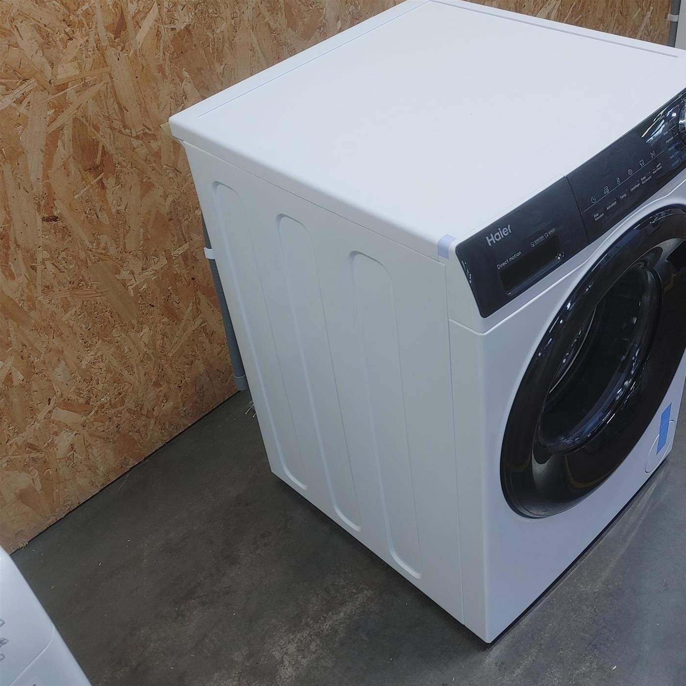 Lavatrice Haier I-Pro Series 3 HW100-B14939 Classe A 10 Kg