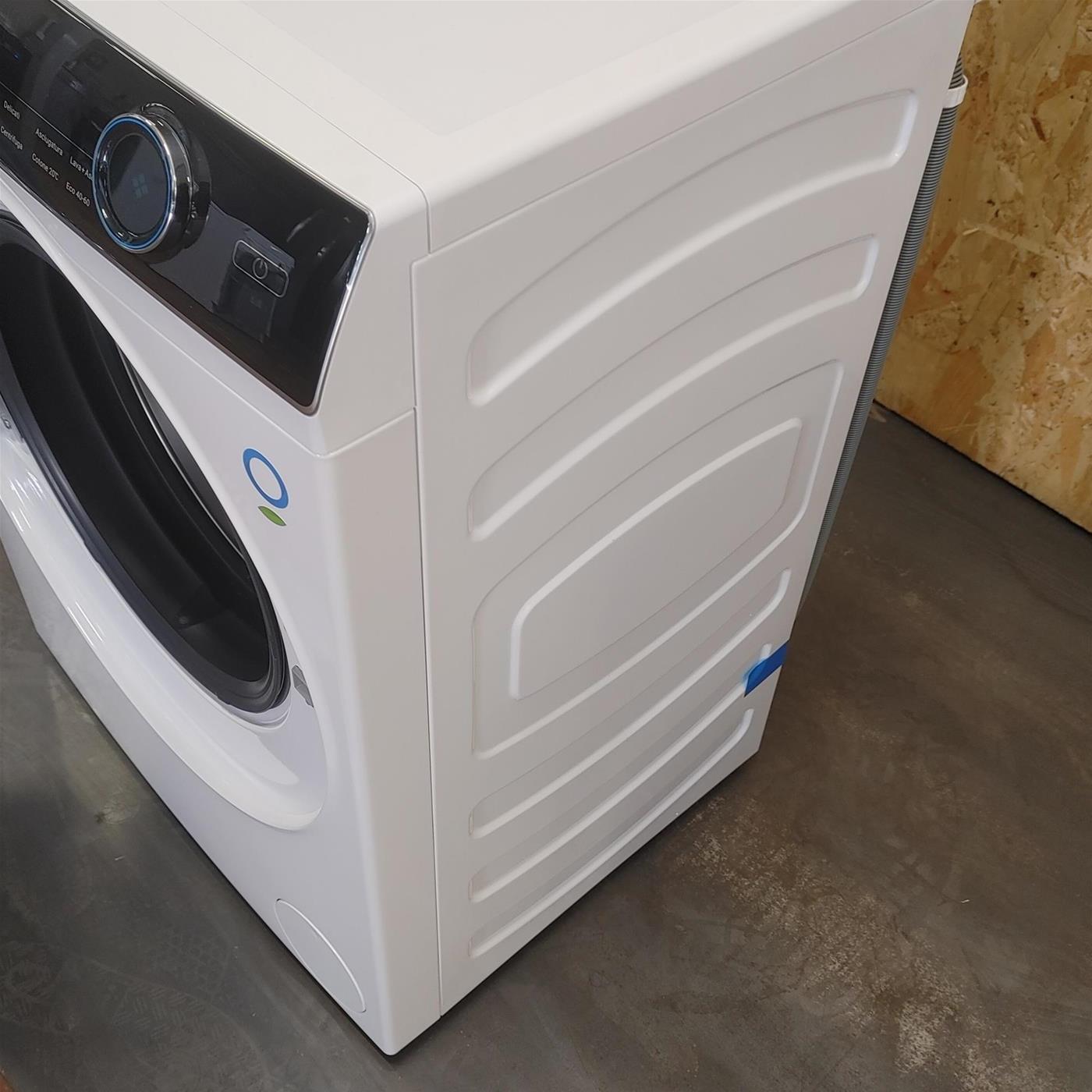 Lavasciuga Haier I-Pro Series 7 HWD80-B14979 Libera installazione Caricamento frontale Bianco D