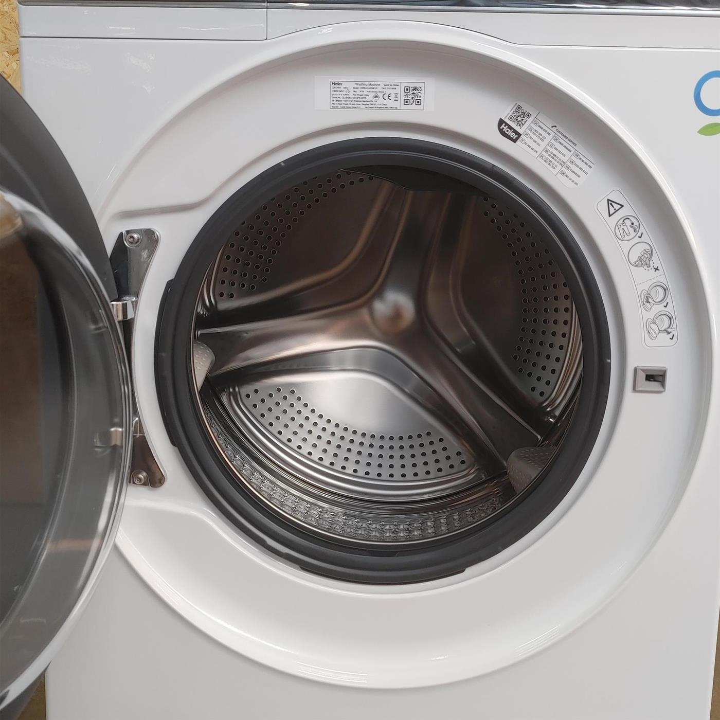 Lavatrice Haier I-Pro Series 5 HW80-B14959EU1 Carica frontale 8 kg 1400 giri/min Bianco