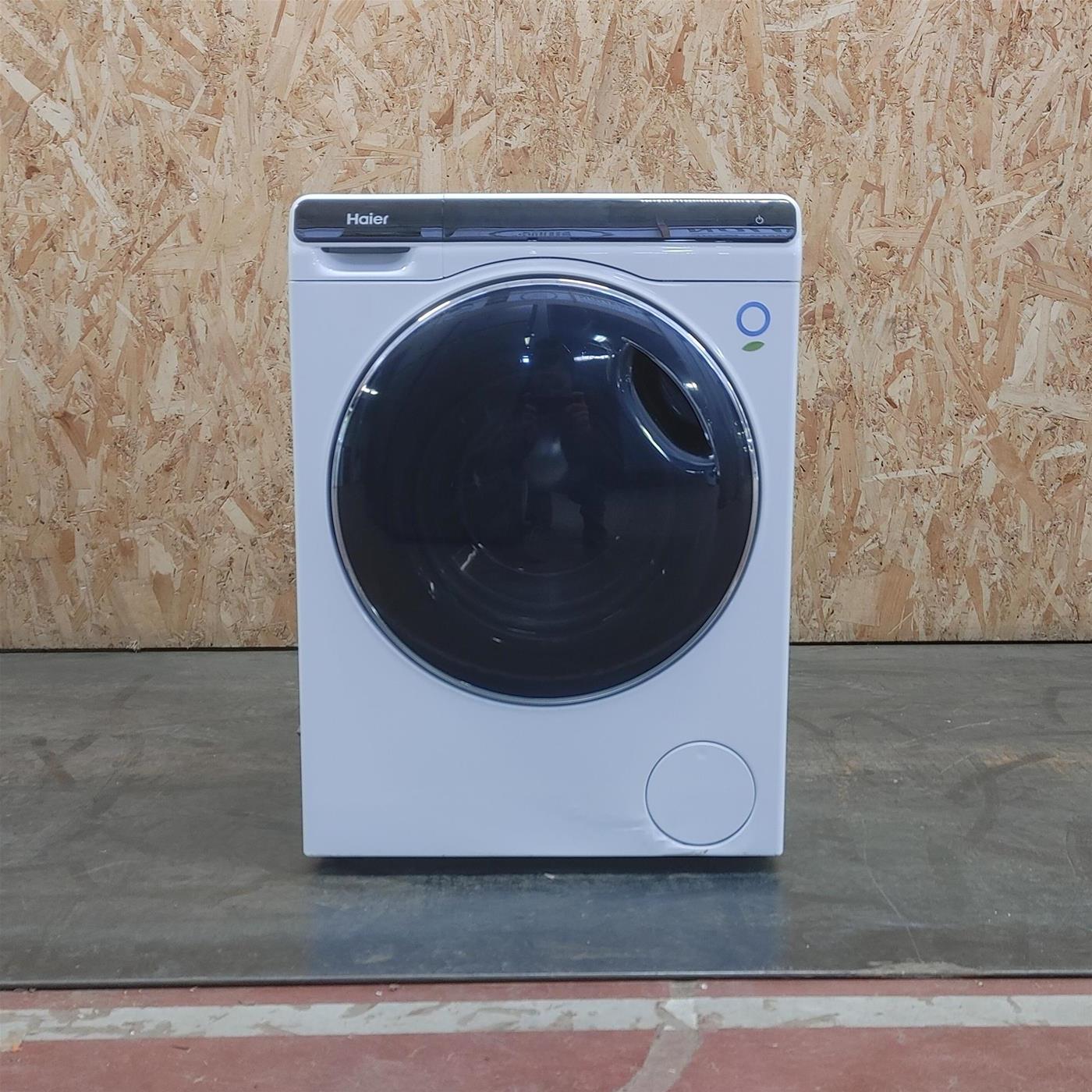 Lavatrice Haier HW50-BP12307-S Carica frontale 5 kg 1200 giri Bianco
