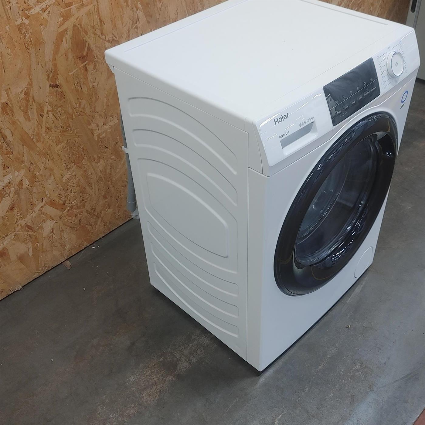 Lavatrice Haier HW90-BP14929A-S 9 Kg