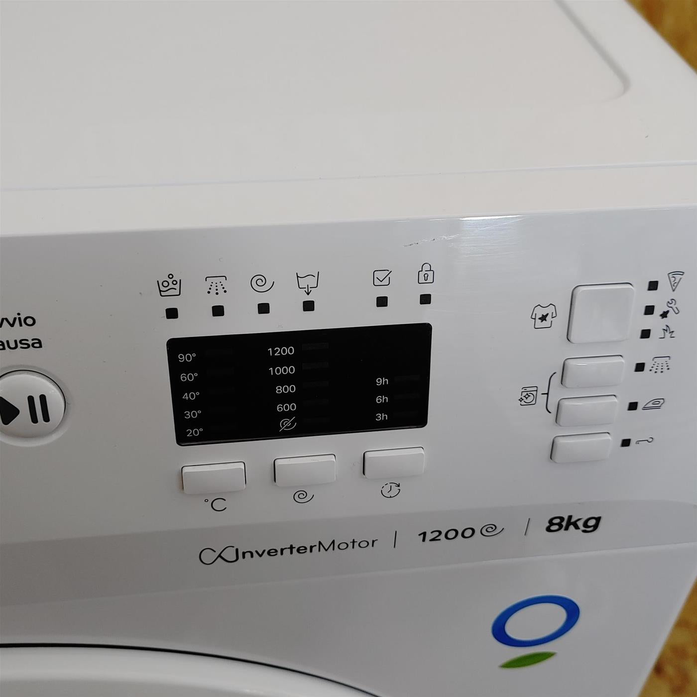 Indesit MTWA 81283 W EU lavatrice Caricamento frontale 8 kg 1200 Giri/min D Bianco