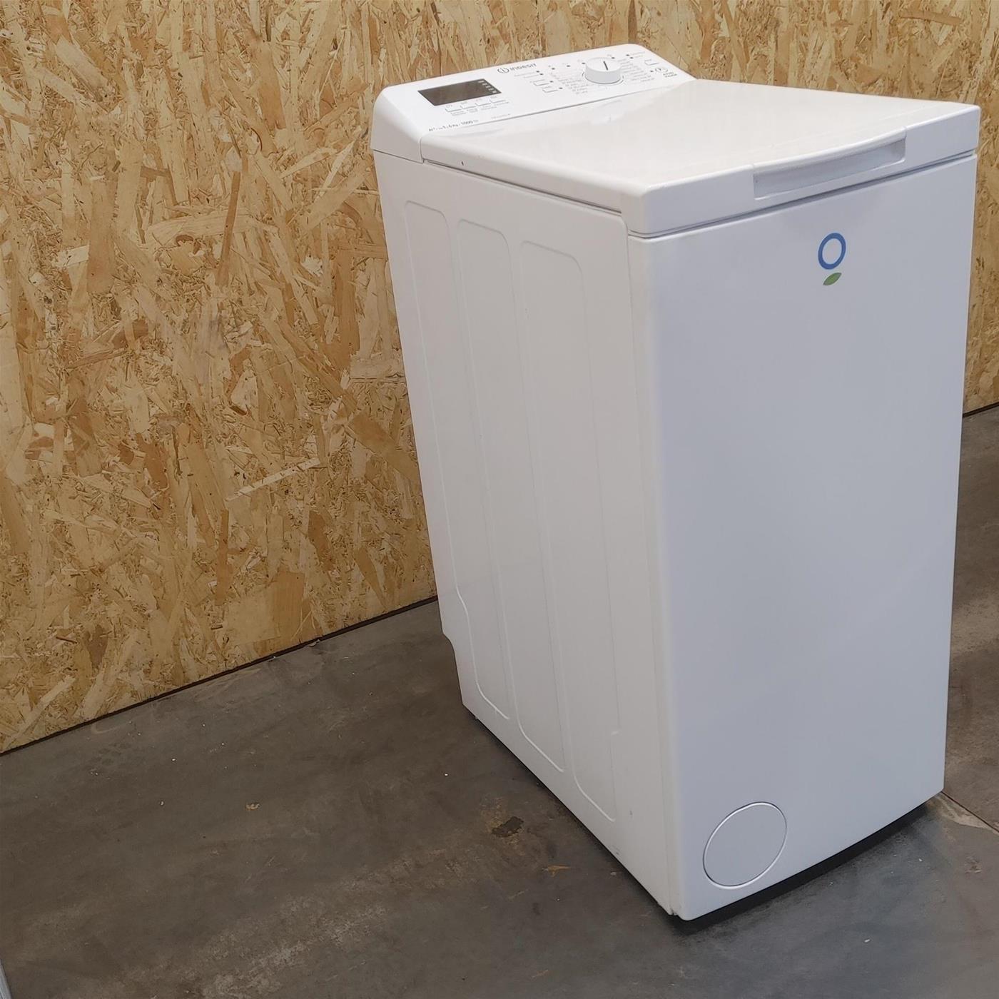 Indesit ITWD 61052 G (PL) lavatrice Caricamento dall'alto 6 kg 1000 Giri/min Bianco