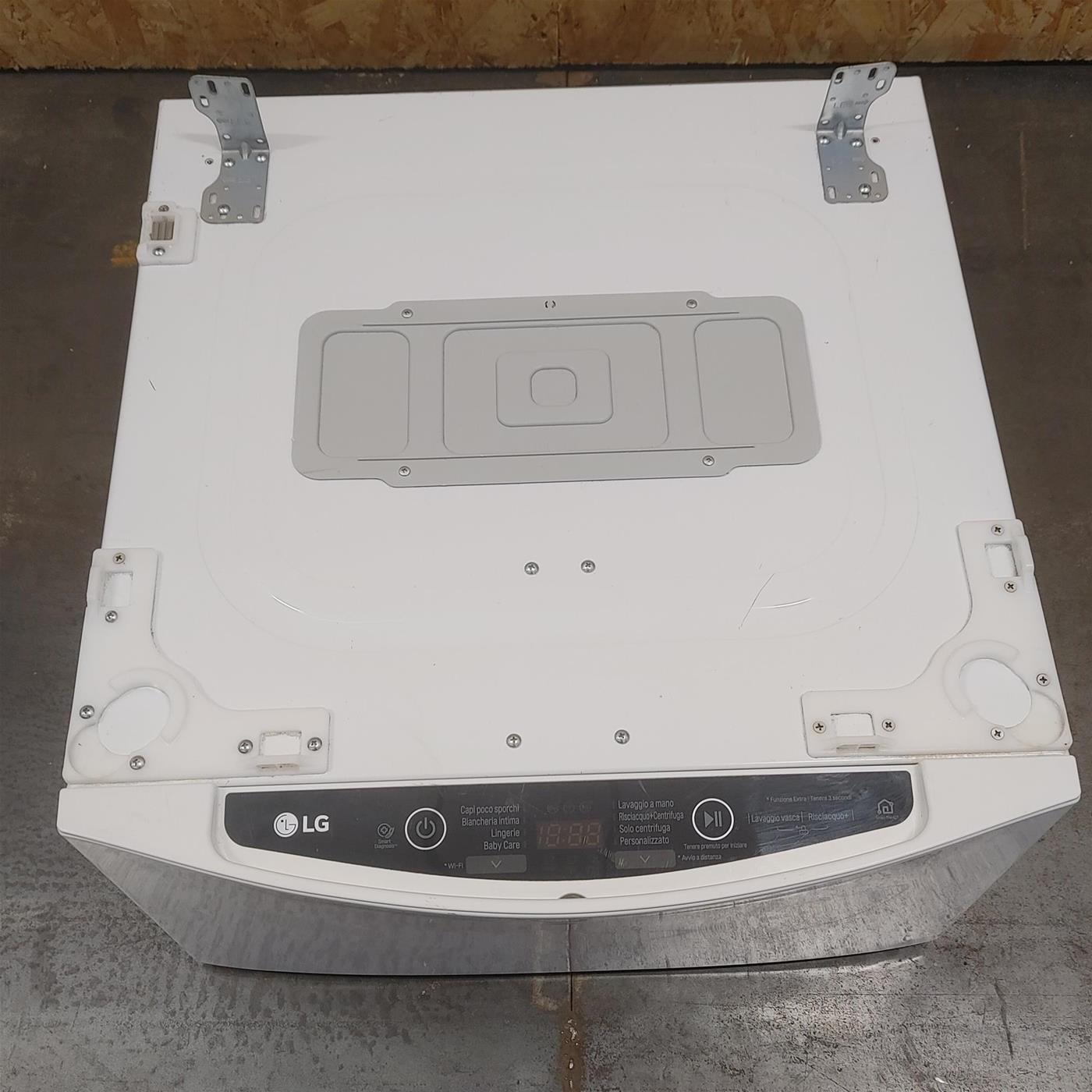 Lavatrice LG F8K5XNK3 Caricamento dall'alto 2 Kg