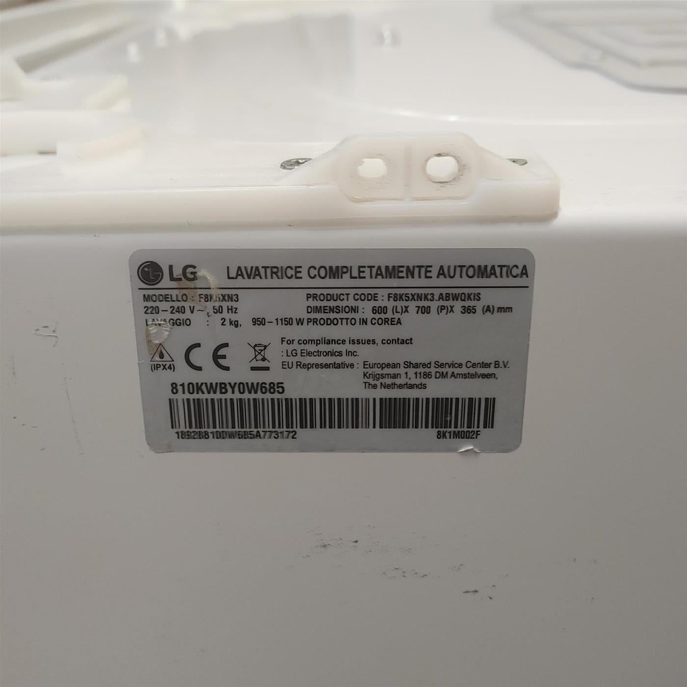 Lavatrice LG F8K5XNK3 Caricamento dall'alto 2 Kg