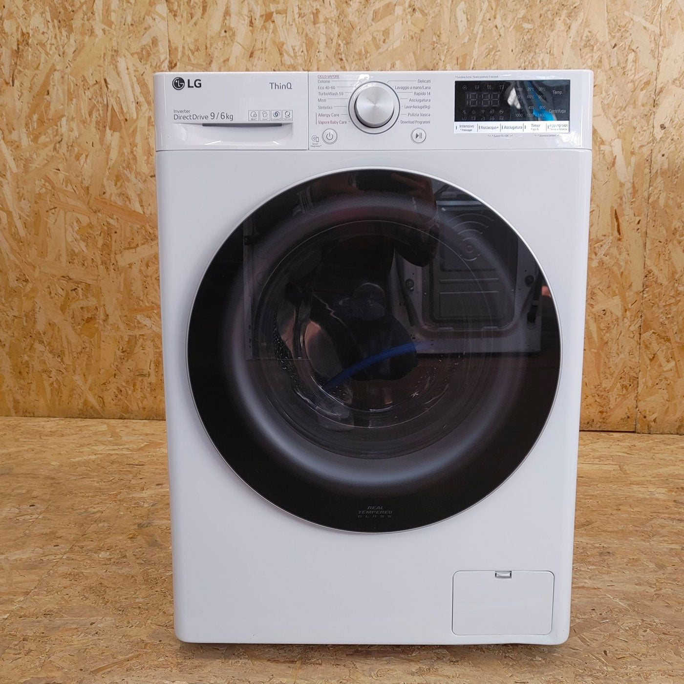 LG F4DV509H0E Lavasciuga Intelligente AIDD 9/6kg Vapore TurboWash 1400 Giri/min Carica frontale Classe E