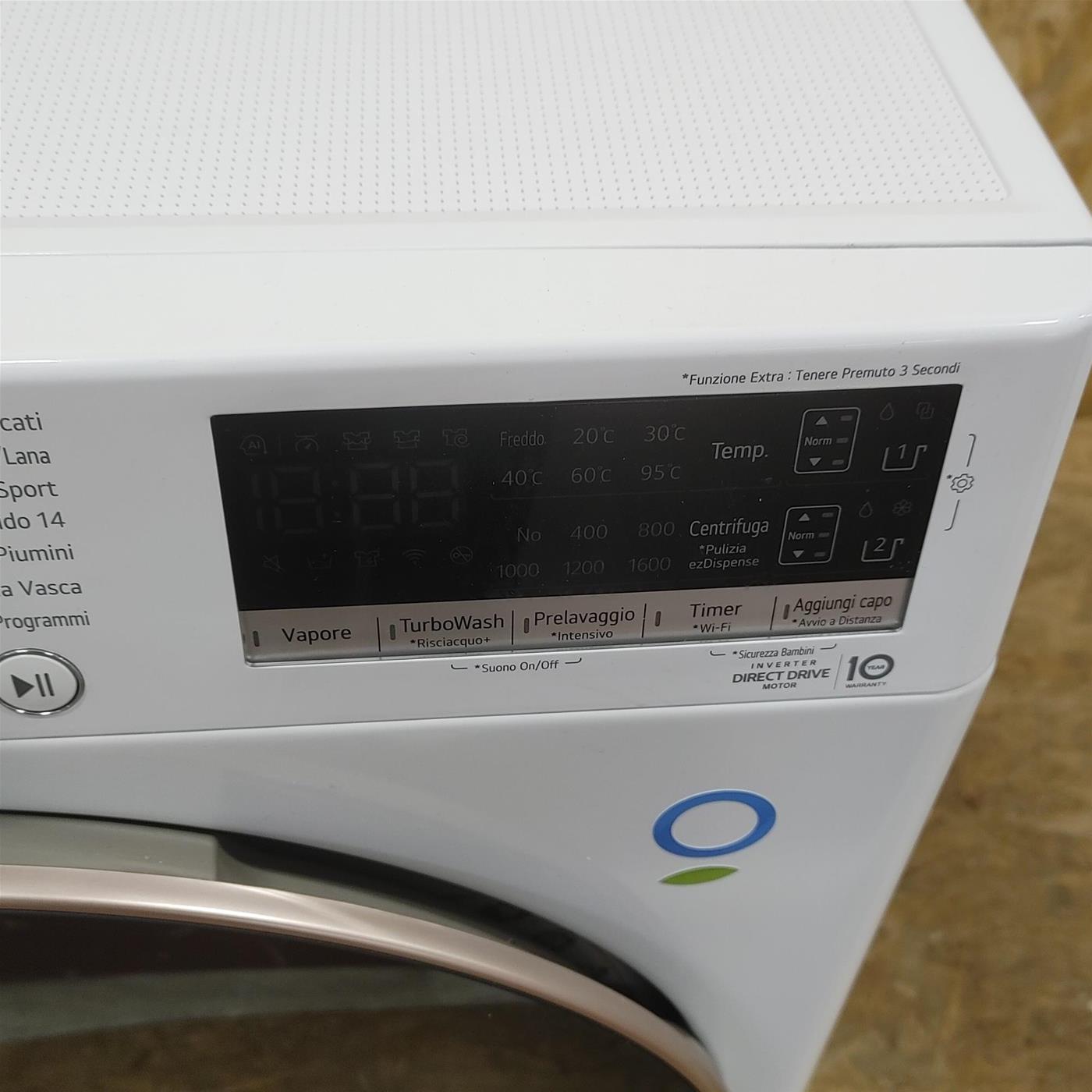 LG F6WV710SGA lavatrice Smart AI DD Libera Installazione Autodose Vapore TurboWash 360 10.5 kg
