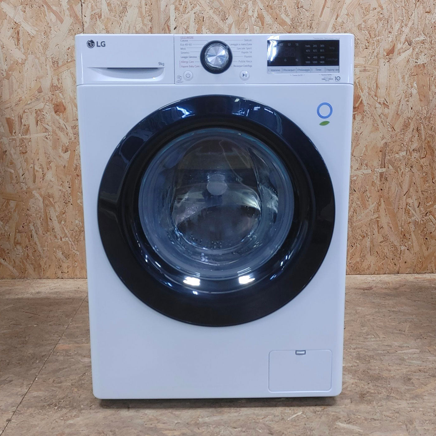 Lavatrice LG F4WV309S6E Carica frontale 9 kg 1400 Giri/min Bianco