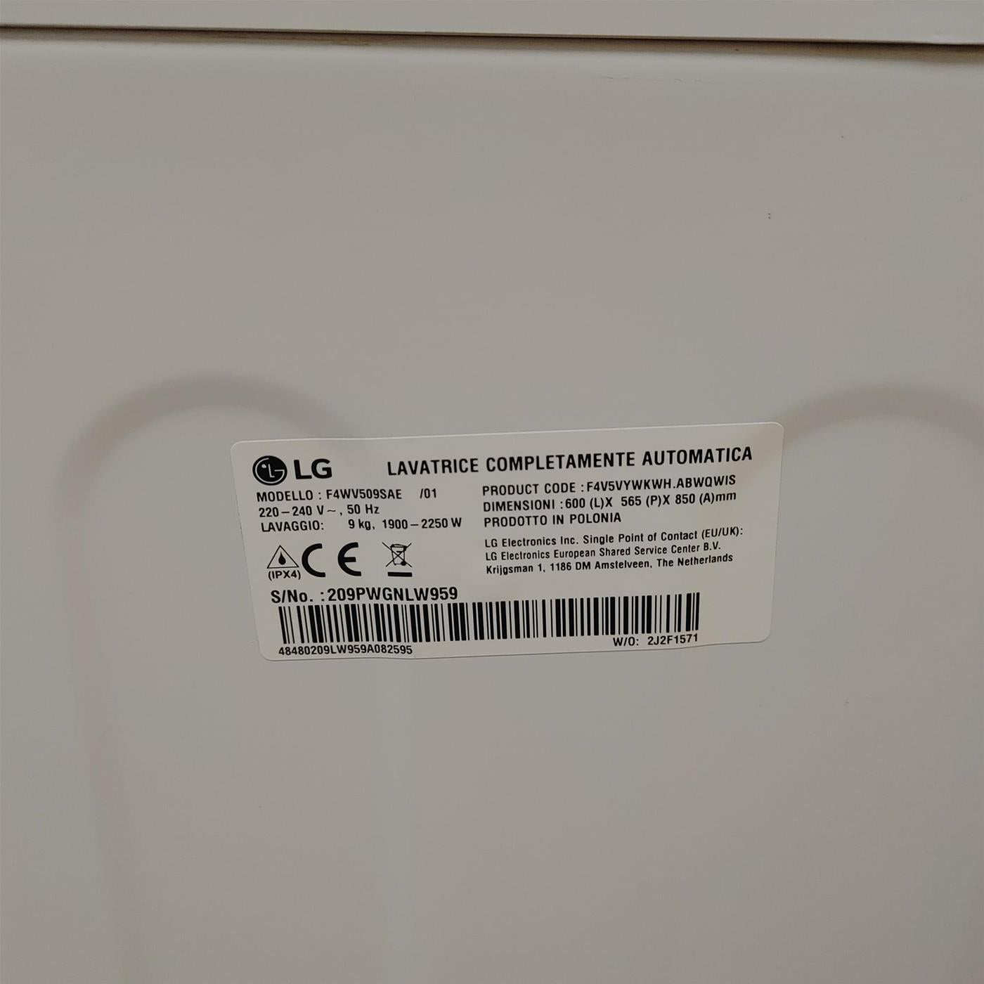 LG F4WV510SAE lavatrice Caricamento frontale 10,5 kg 1400 Giri/min A Bianco
