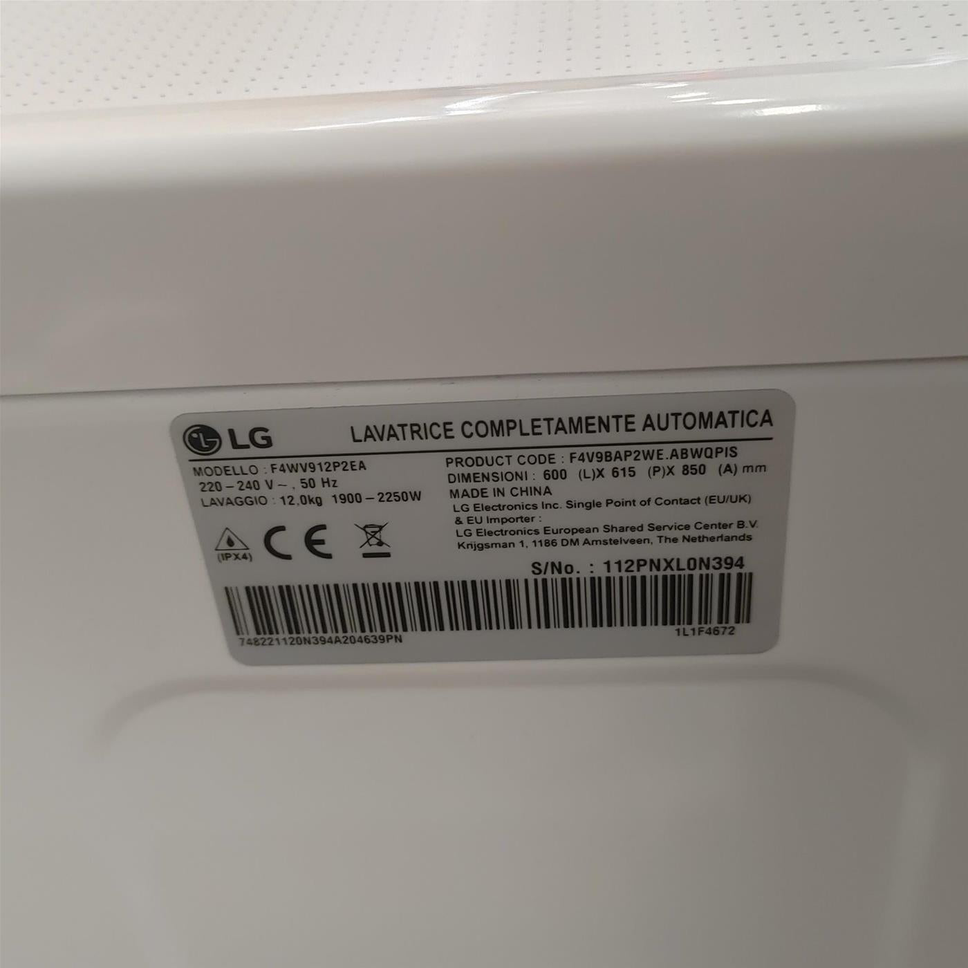Lavatrice LG F4WV912P2EA Carica frontale 12 kg 1400 Giri/min Bianco