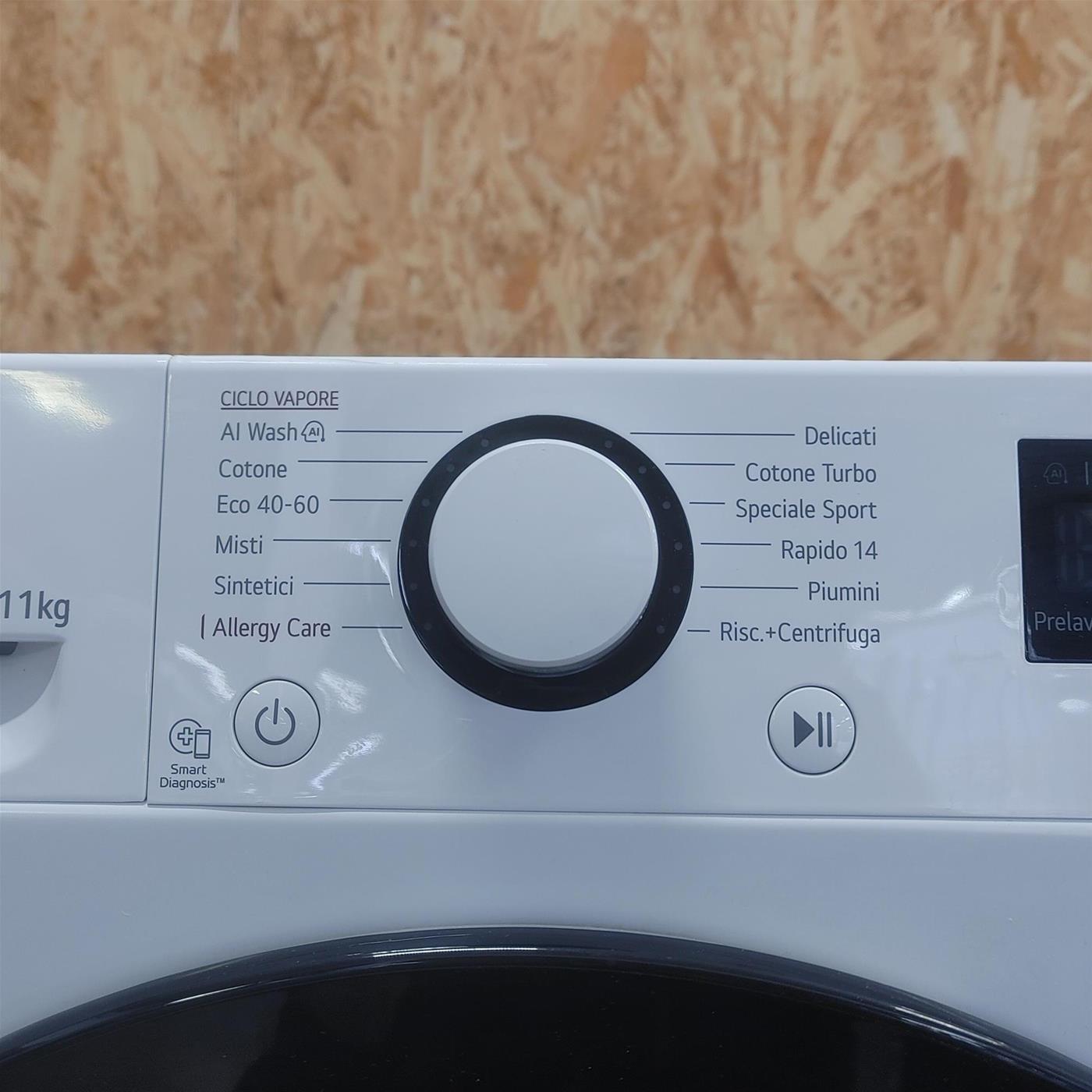 Lavatrice intelligente LG F4R3011NSWB AI DD Classe A 11 Kg