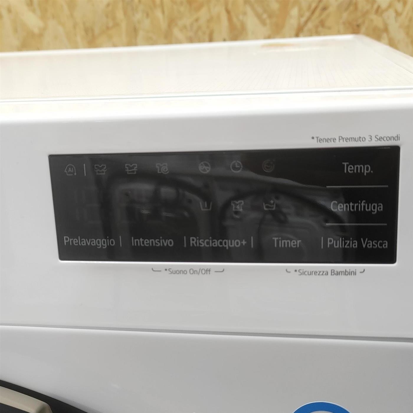 Lavatrice LG F4R3010NSWB AI DD 10 Kg