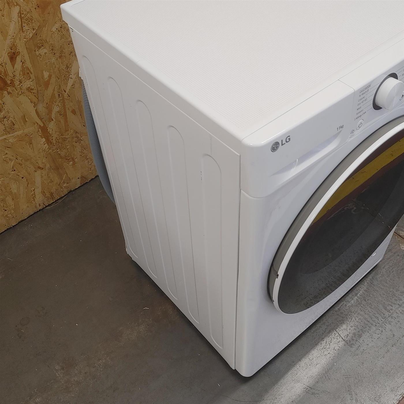 Lavatrice intelligente LG F4R5011TSWW 11 kg AI DD